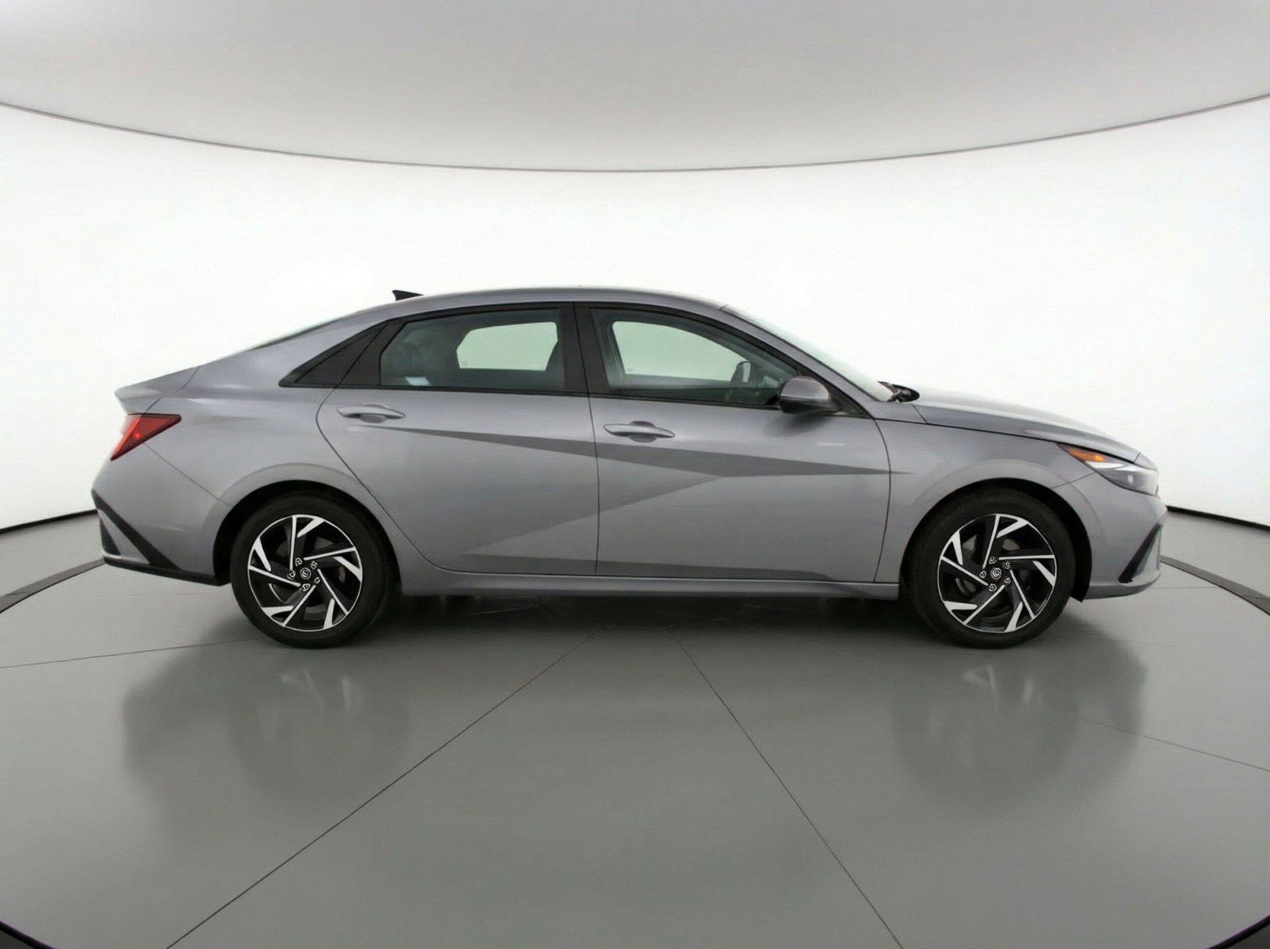 Thumbnail: 2025 Hyundai Elantra - 11