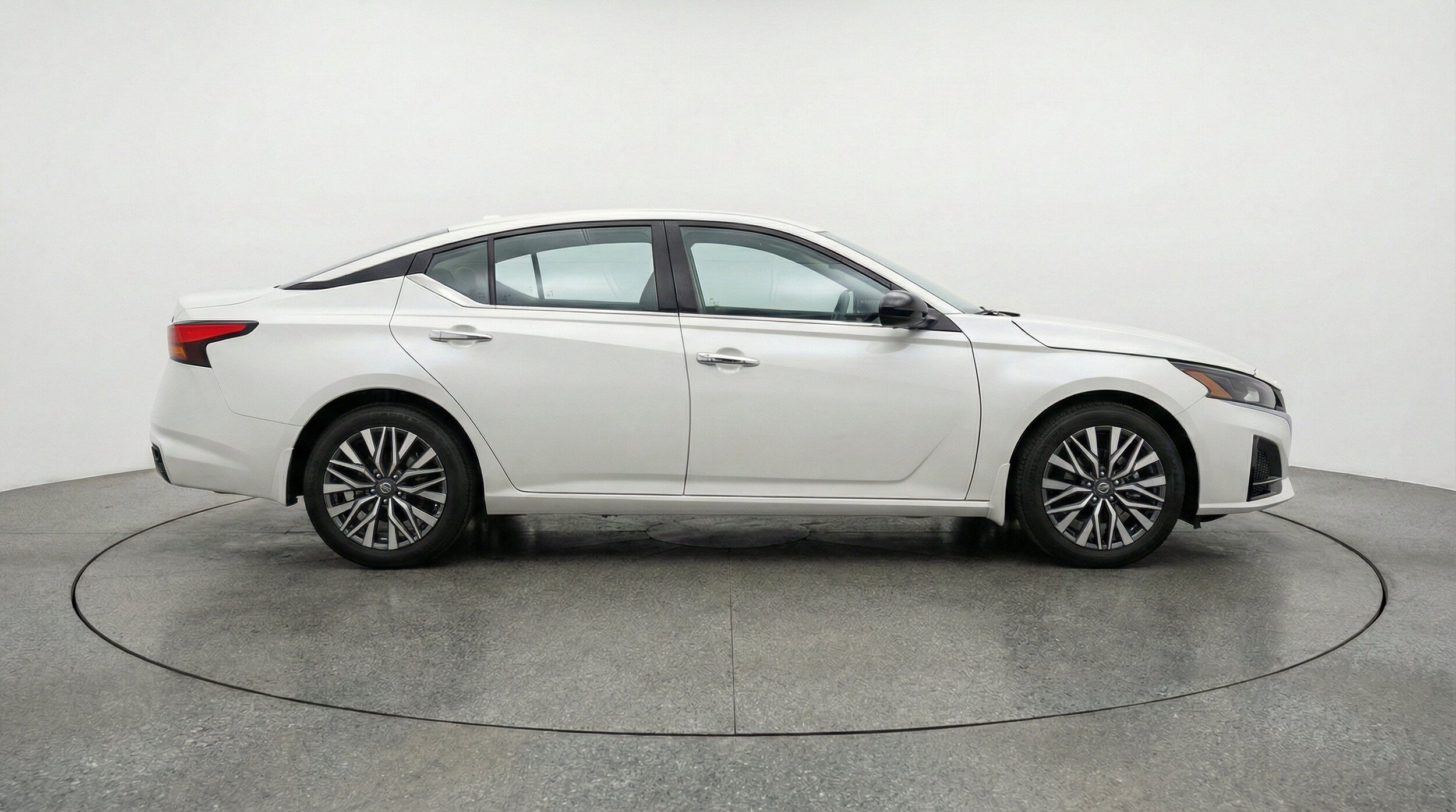 Thumbnail: 2025 Nissan Altima - 11