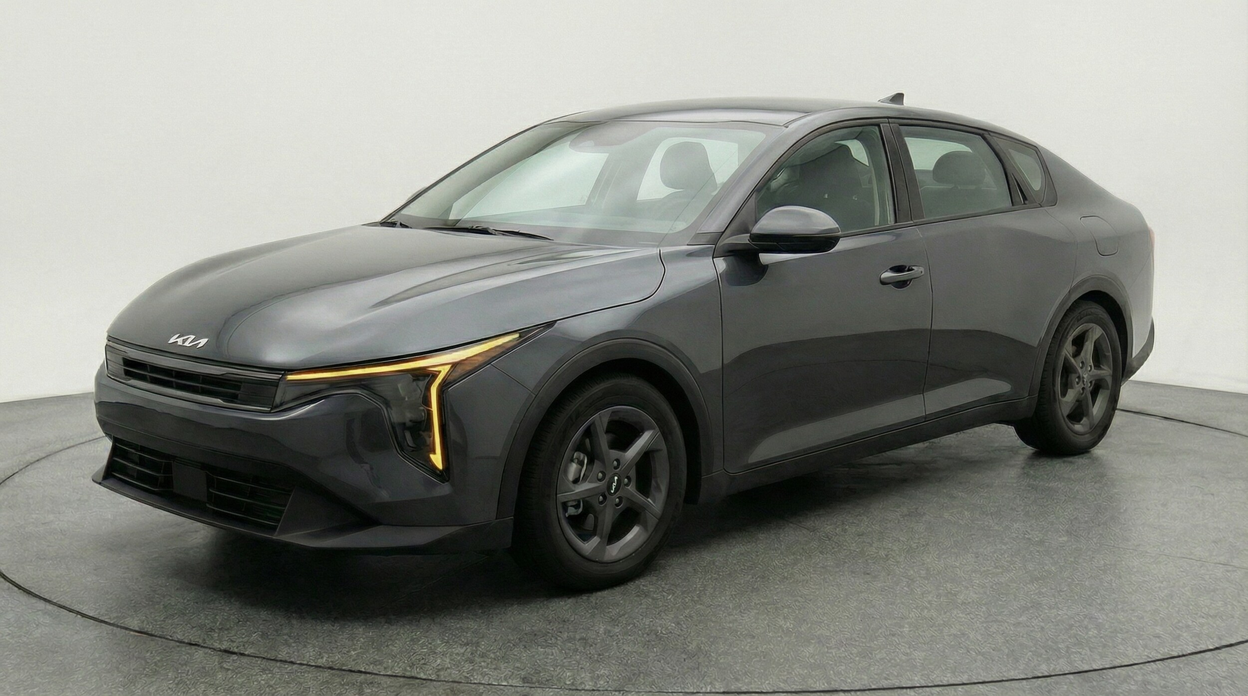 Thumbnail: 2025 Kia K4 - 3