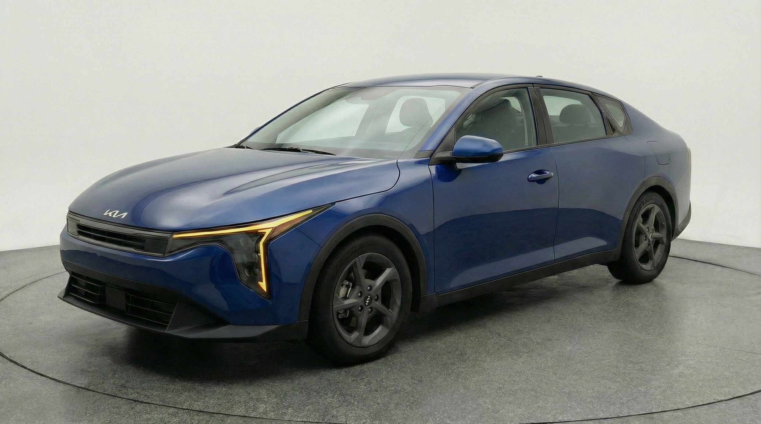 Thumbnail: 2025 Kia K4 - 3