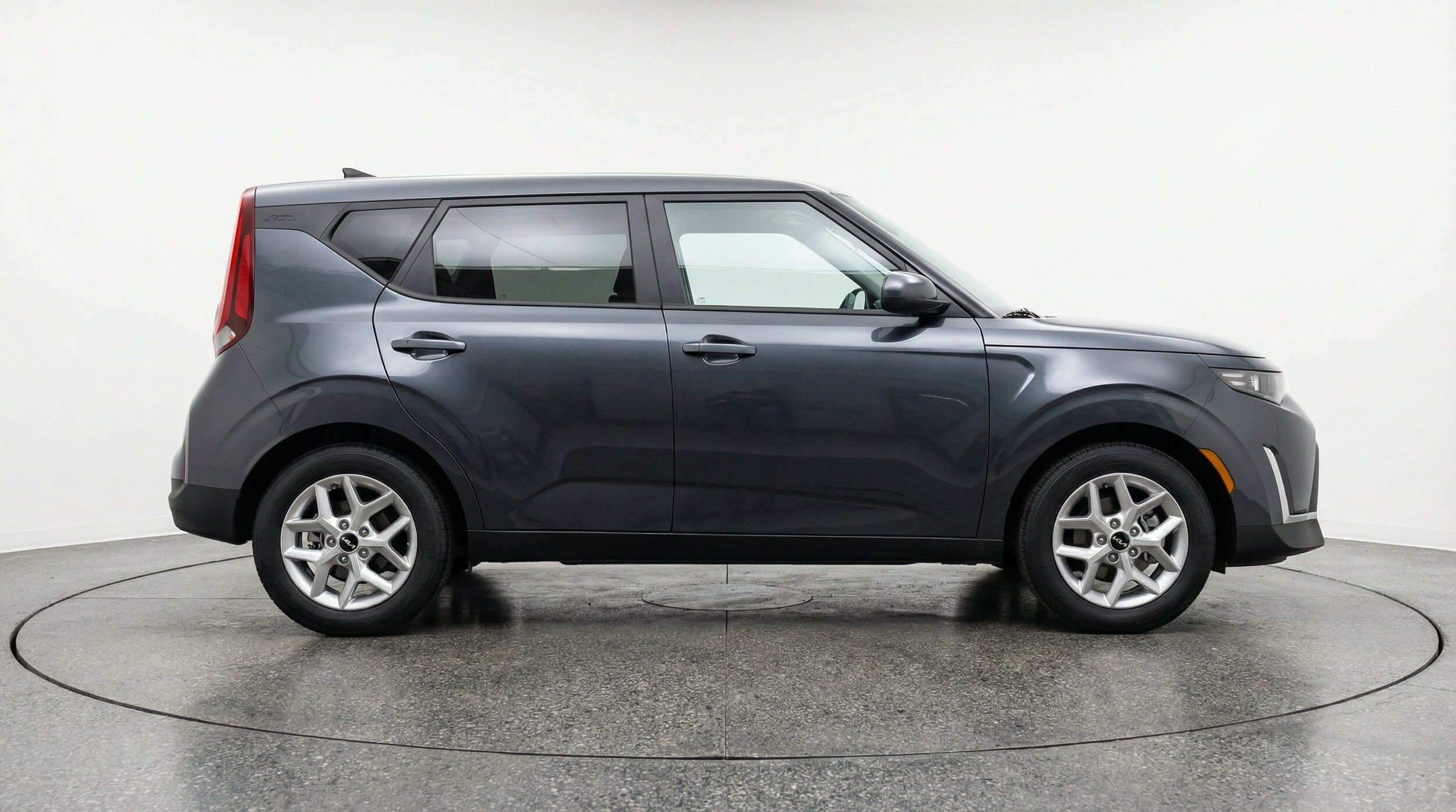 2025 Kia Soul LX - Photo 9