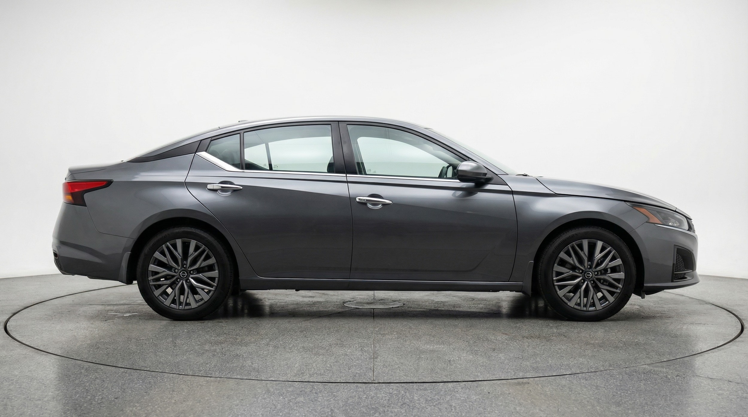 Thumbnail: 2025 Nissan Altima - 8