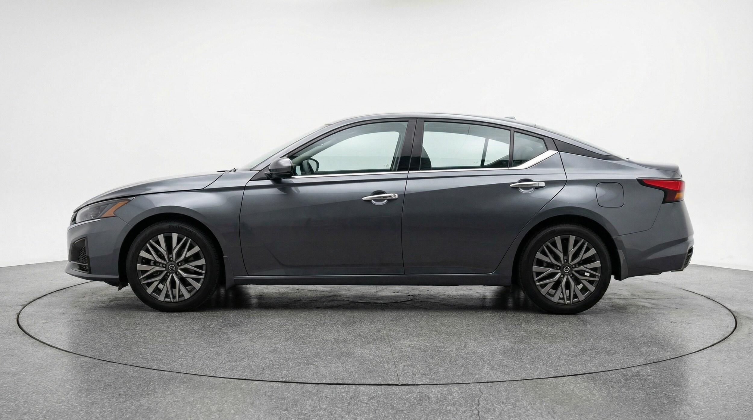 Thumbnail: 2025 Nissan Altima - 4