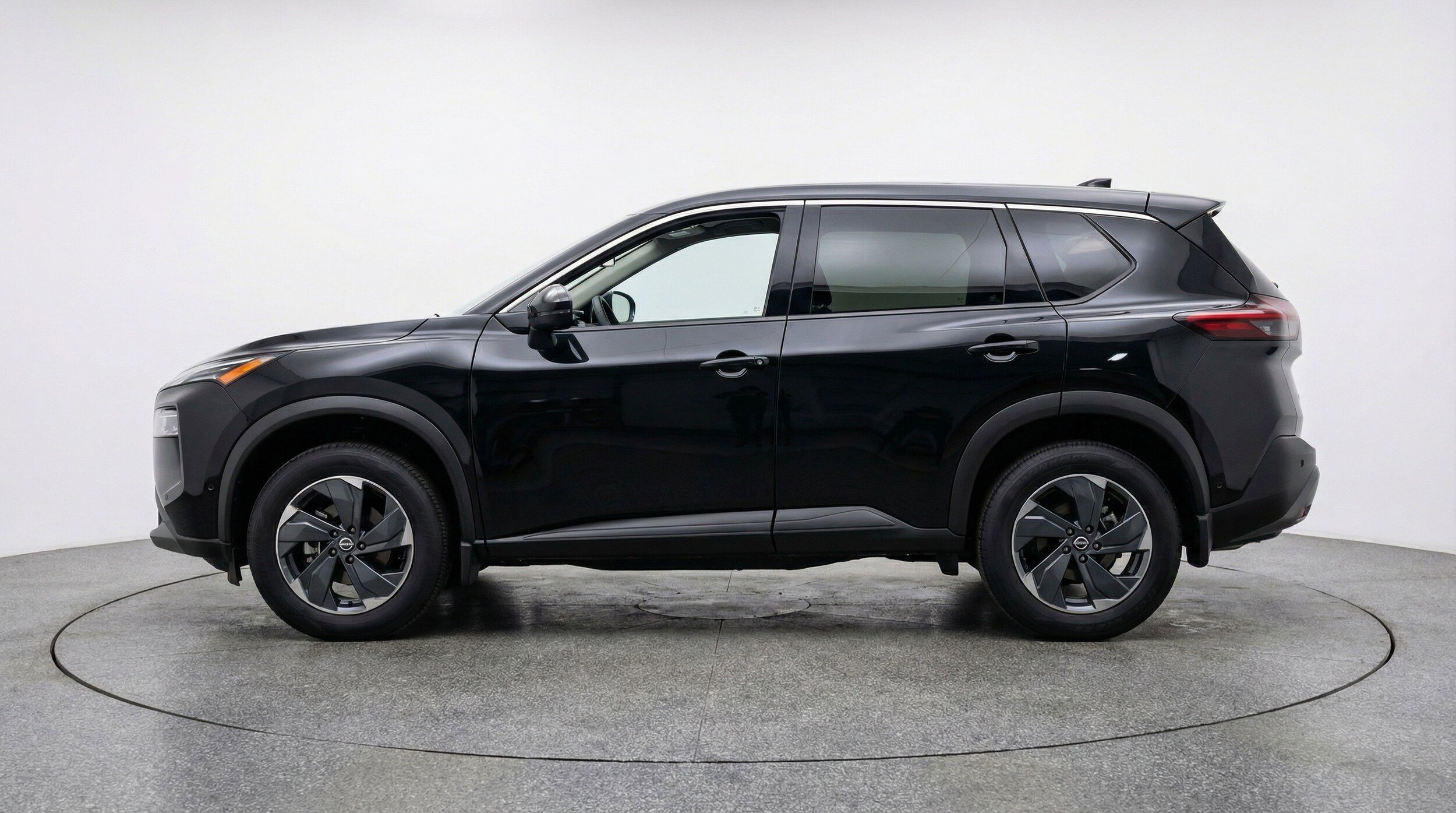 Thumbnail: 2025 Nissan Rogue - 5