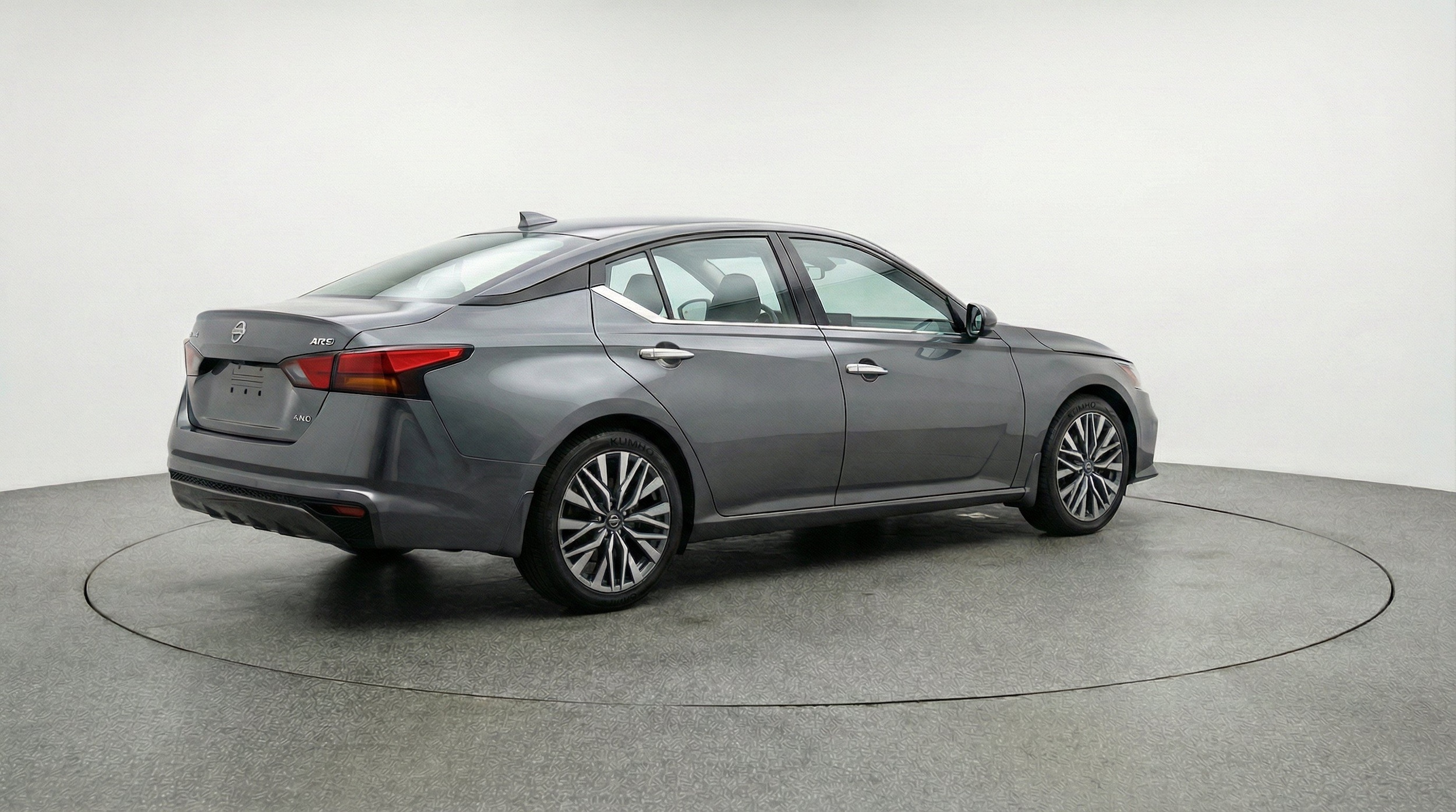 Thumbnail: 2025 Nissan Altima - 9