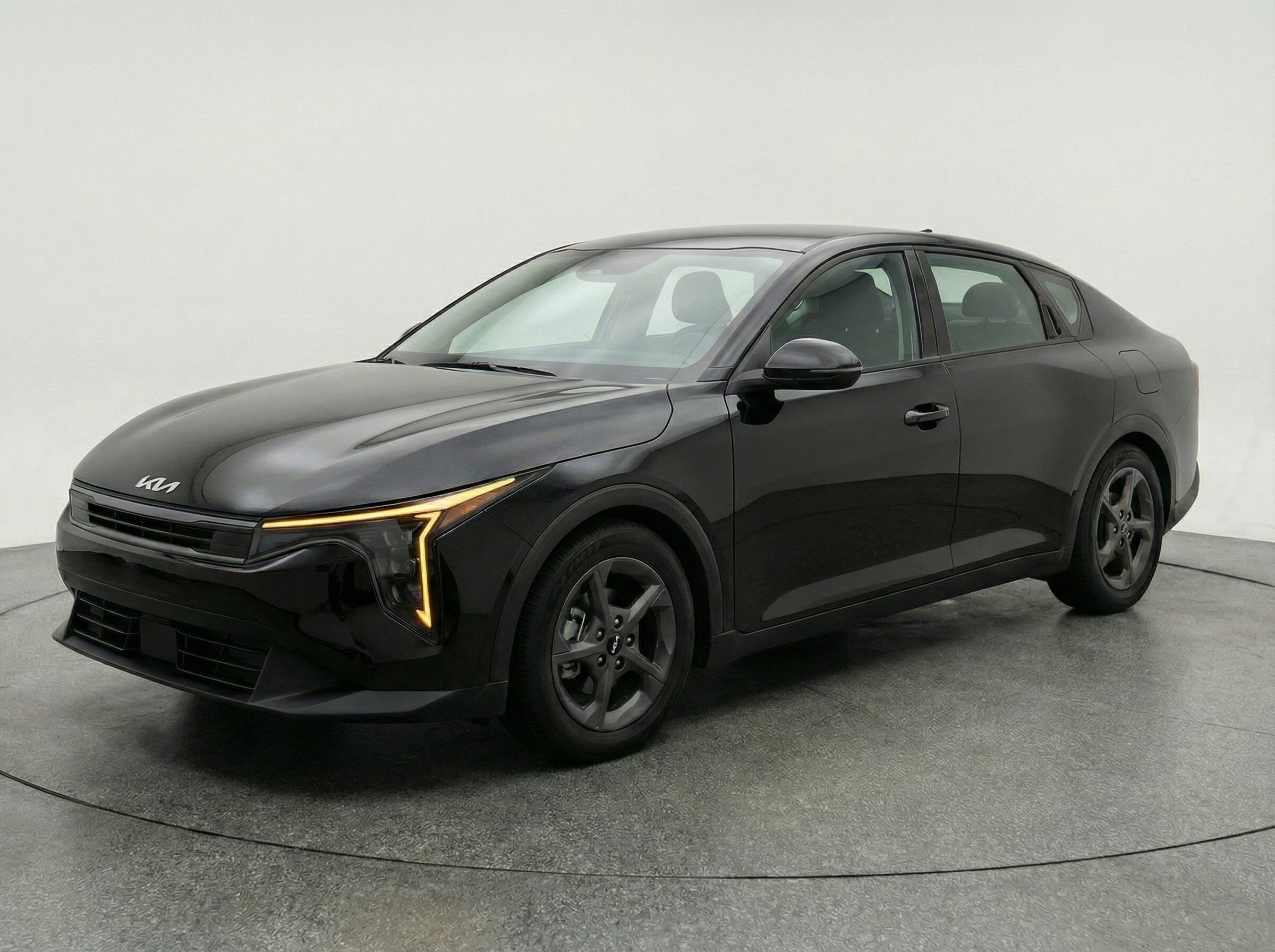 Thumbnail: 2025 Kia K4 - 3