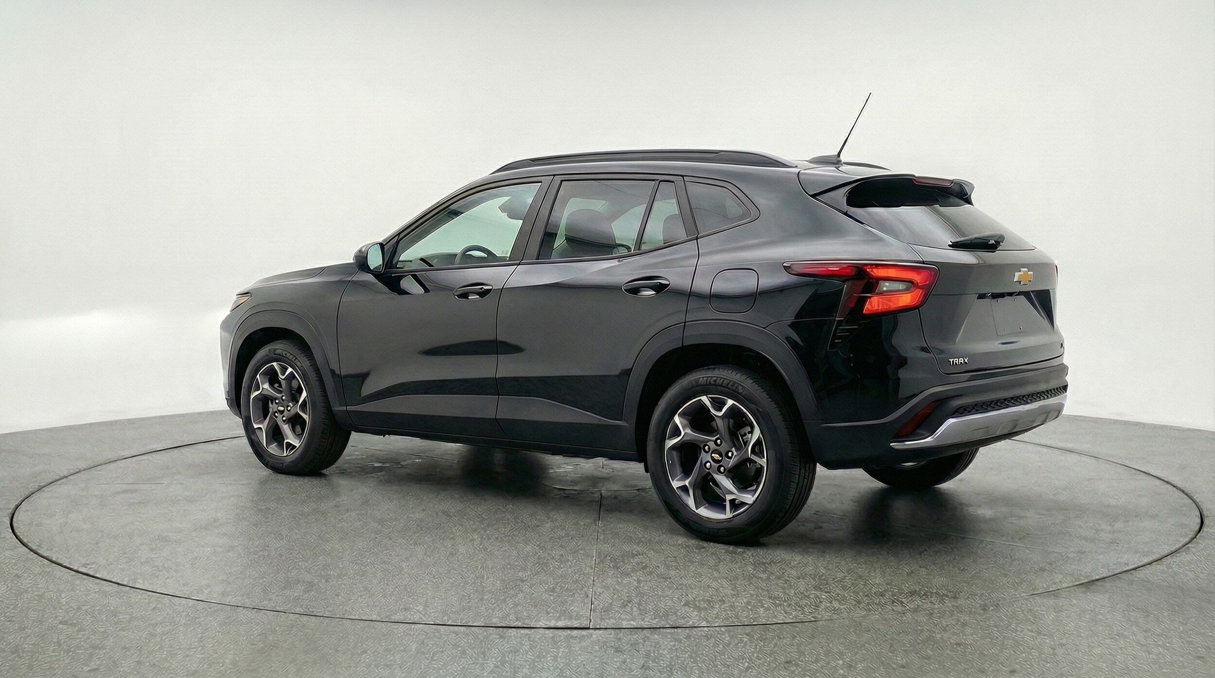 Thumbnail: 2025 Chevrolet Trax - 5