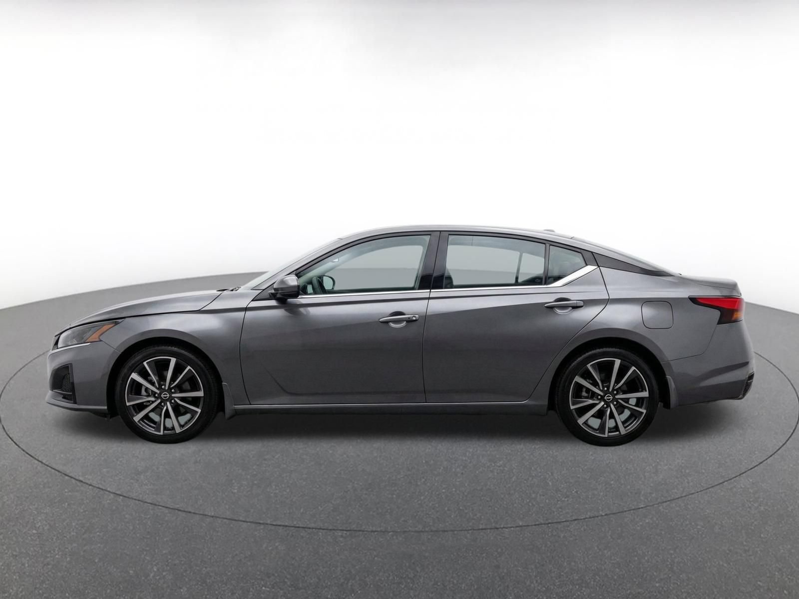 Thumbnail: 2026 Nissan Altima - 4