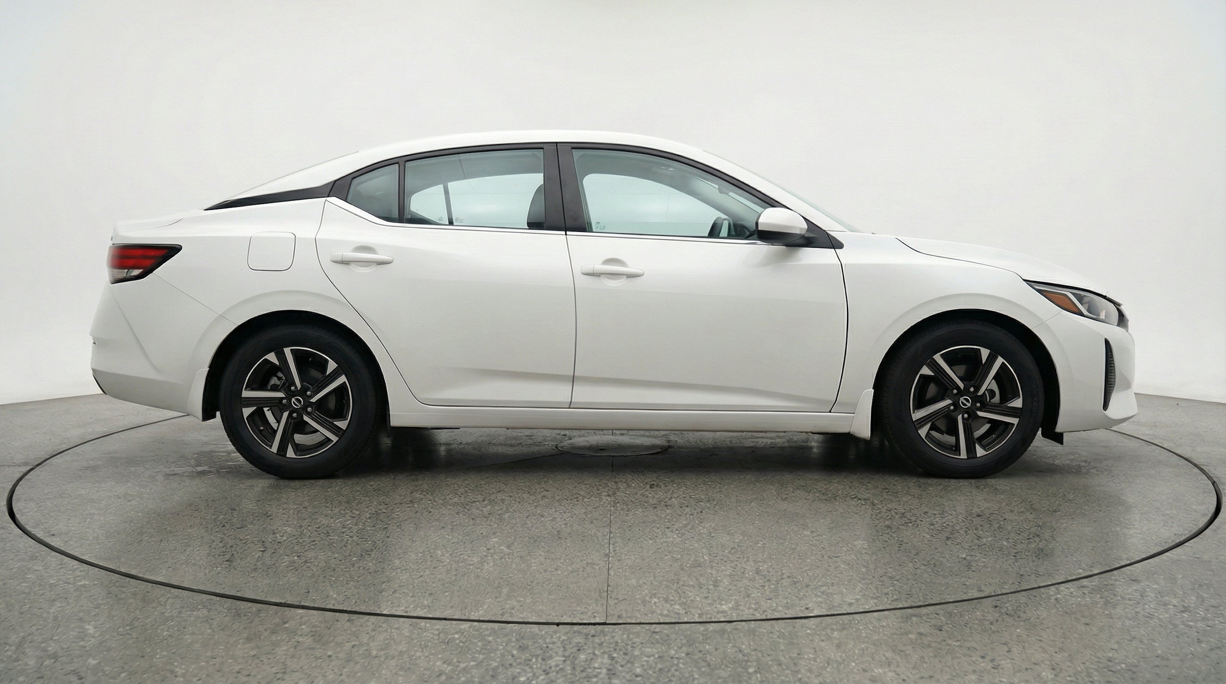 Thumbnail: 2025 Nissan Sentra - 11