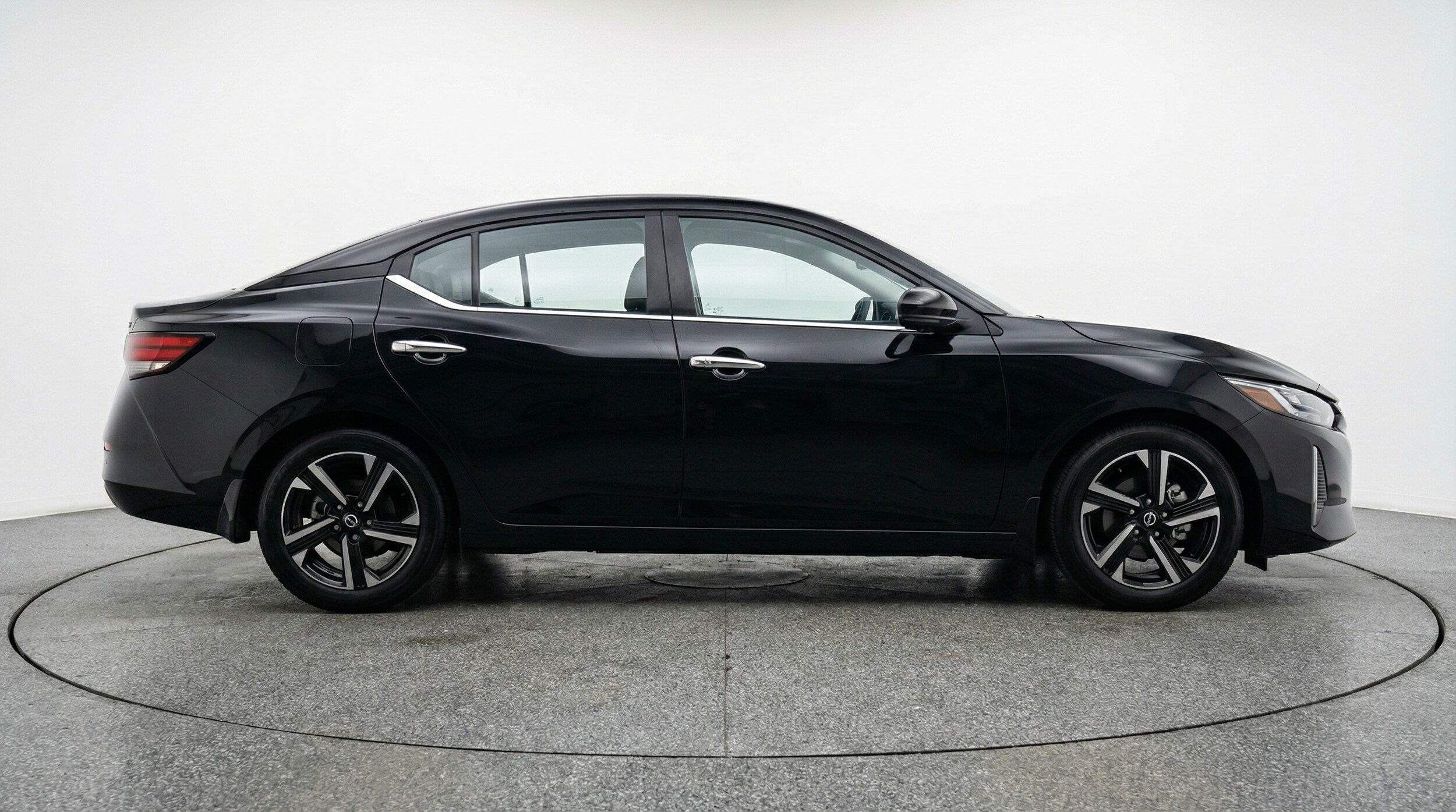 Thumbnail: 2025 Nissan Sentra - 8