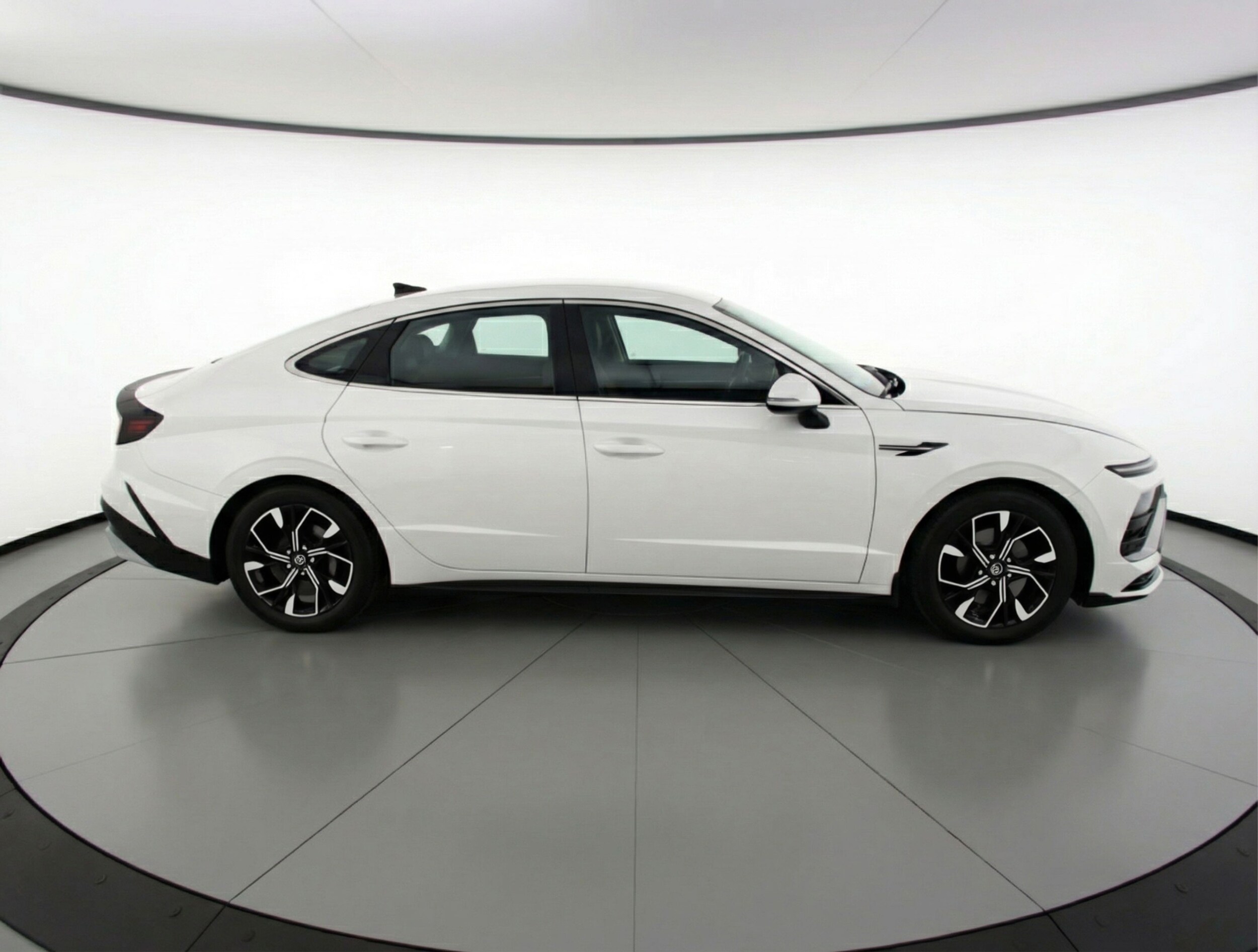 Thumbnail: 2025 Hyundai Sonata - 8