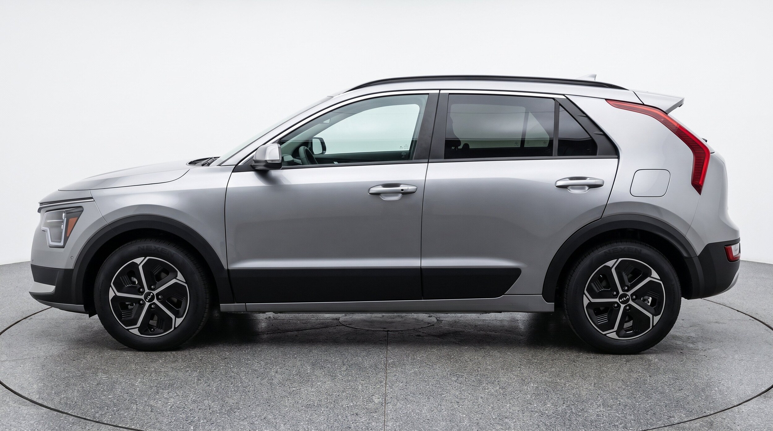 Thumbnail: 2026 Kia Niro - 5