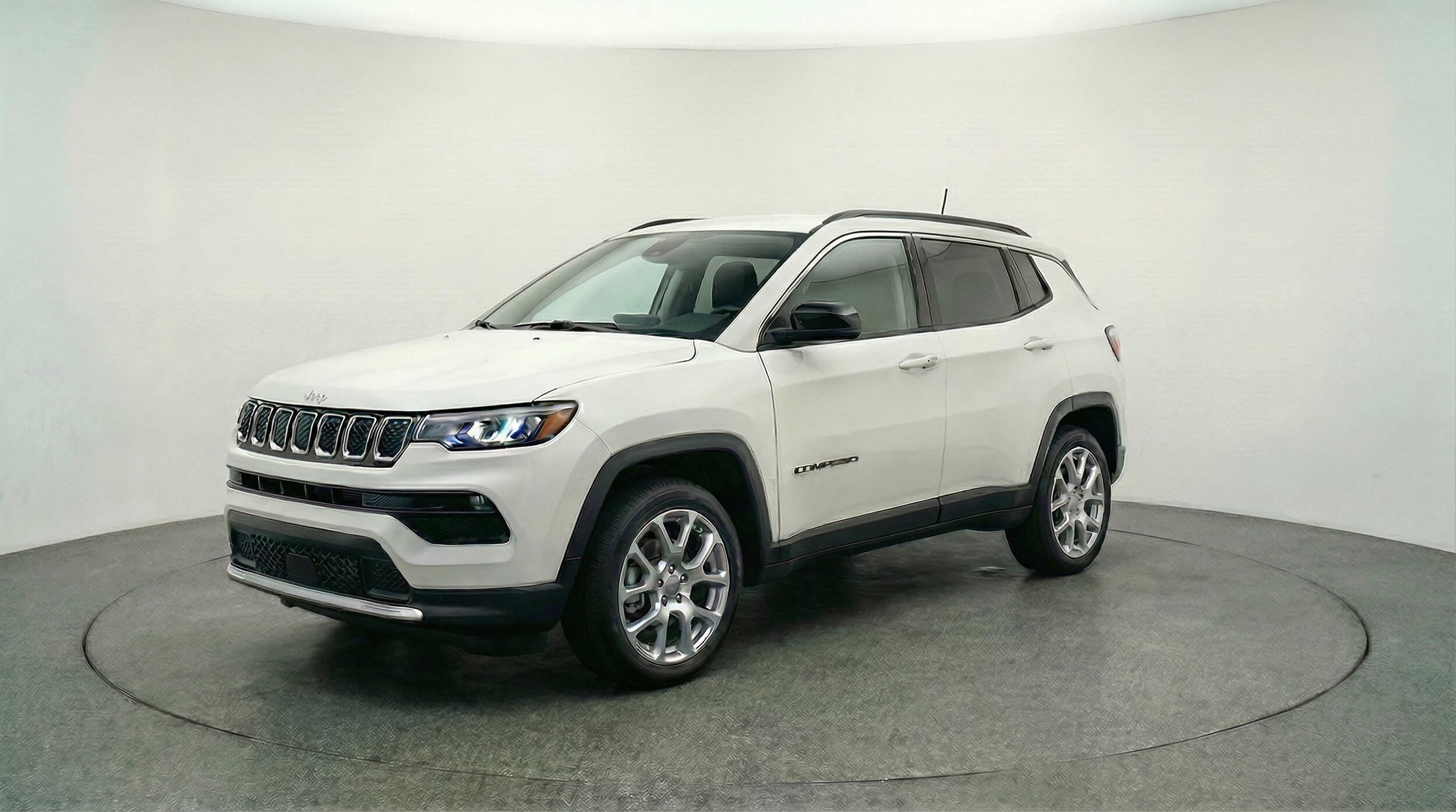 Thumbnail: 2025 Jeep Compass - 3