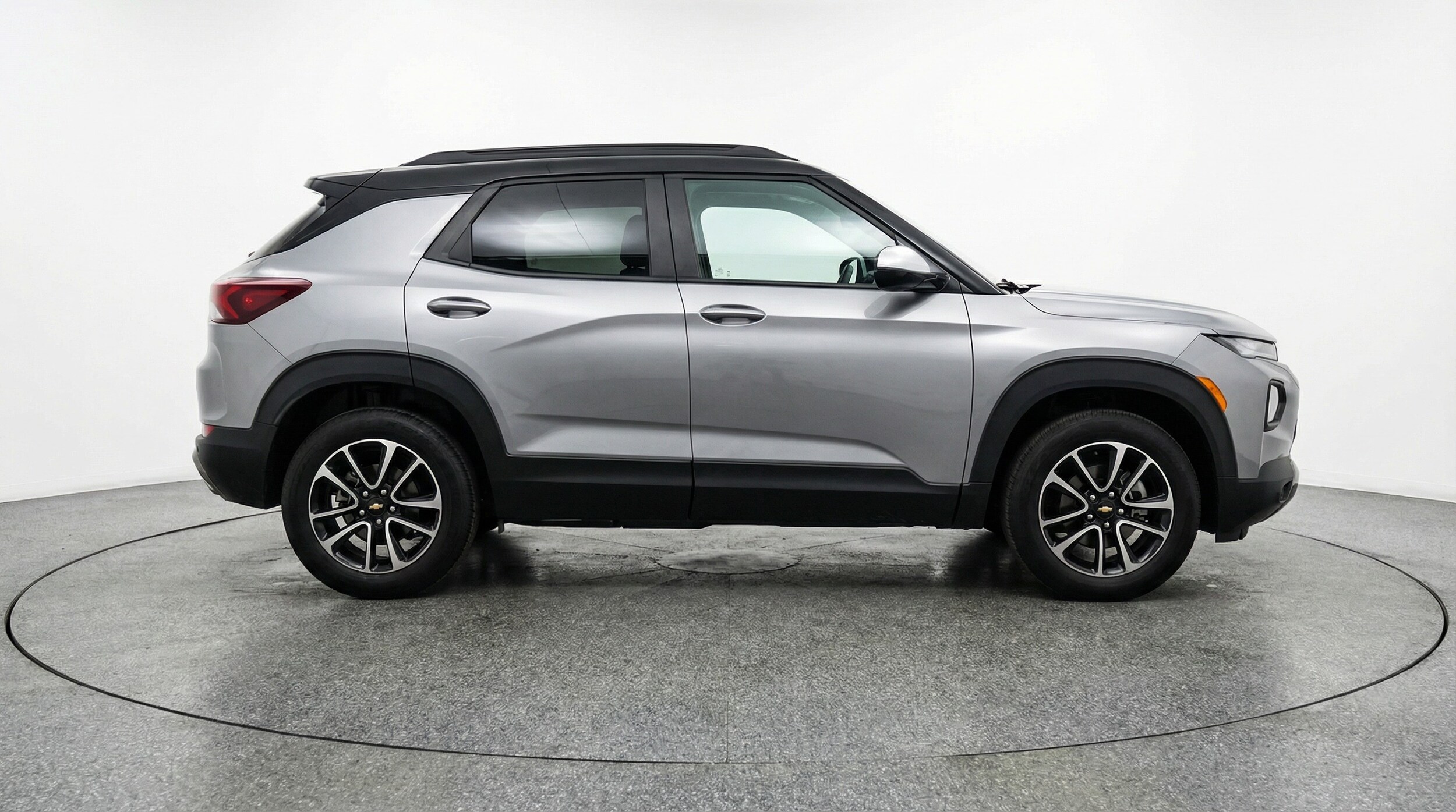 Thumbnail: 2025 Chevrolet TrailBlazer - 8