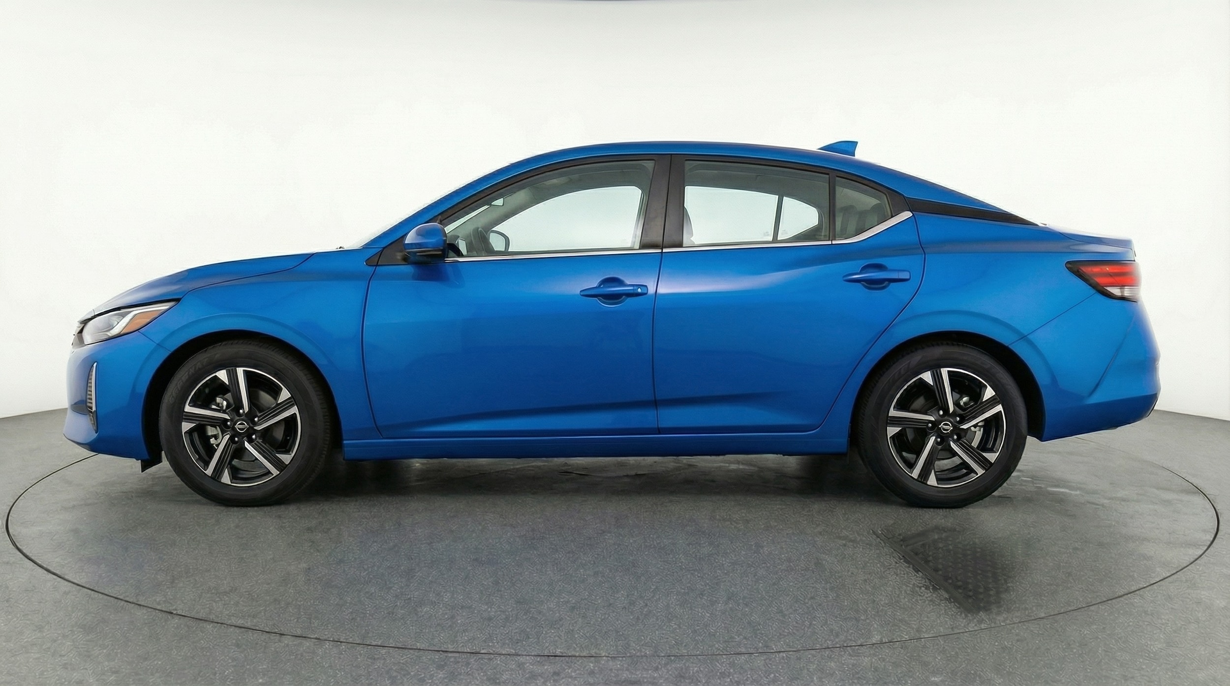 Thumbnail: 2025 Nissan Sentra - 4
