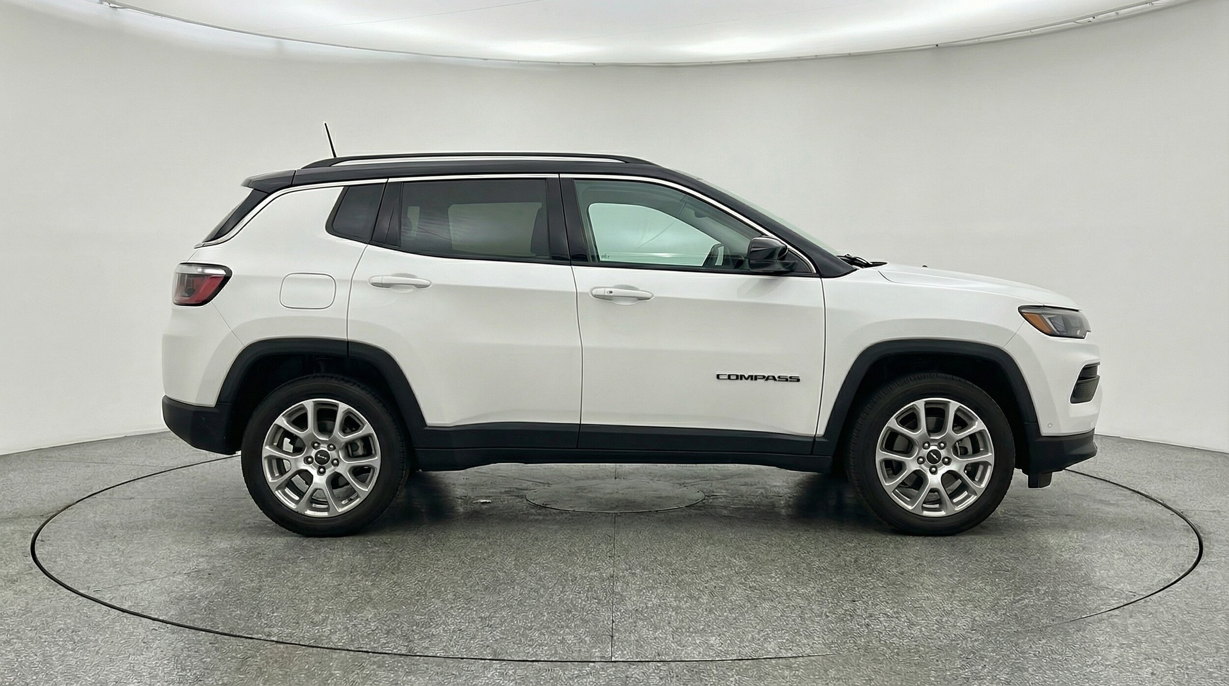 Thumbnail: 2025 Jeep Compass - 8