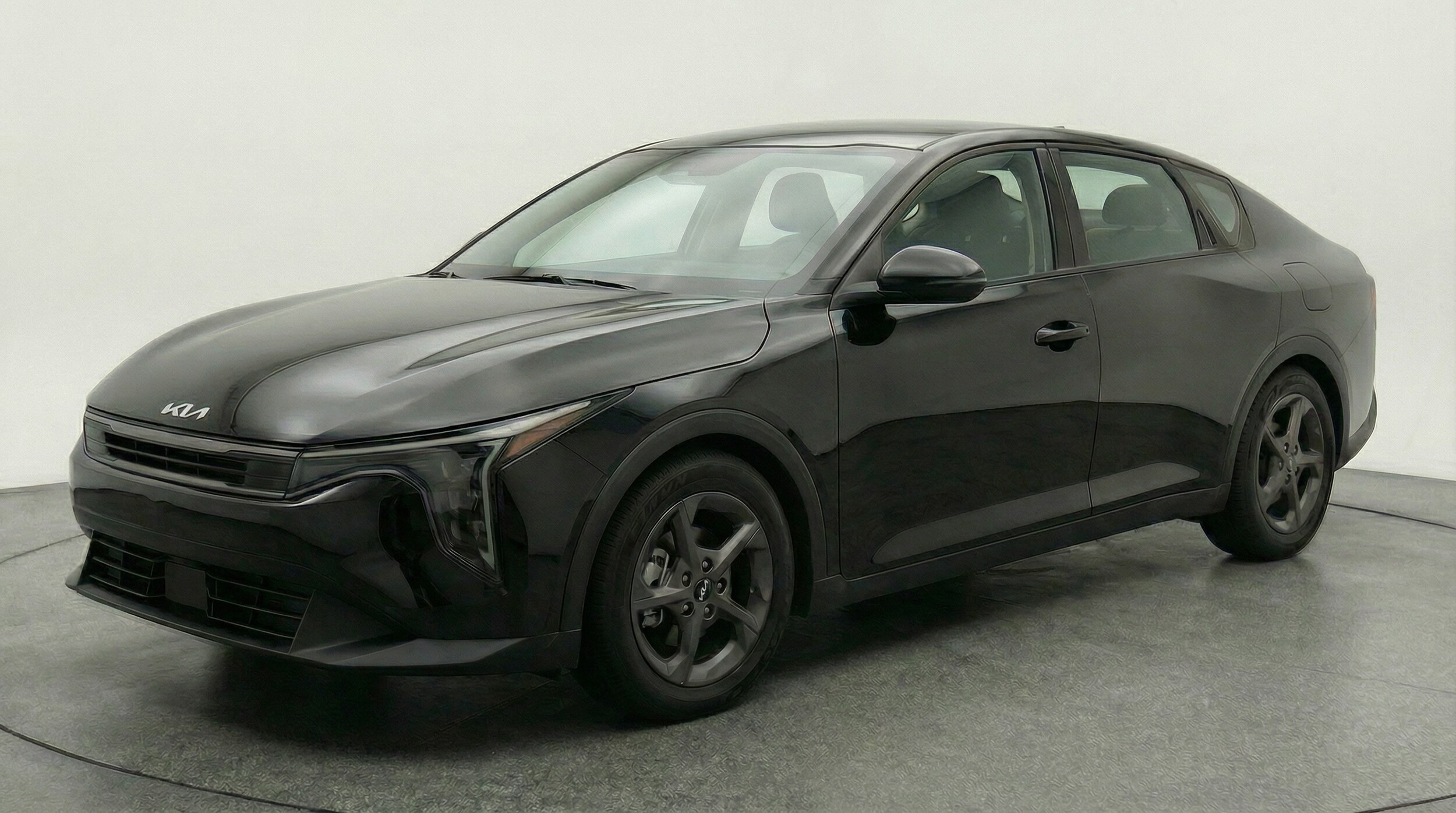 Thumbnail: 2025 Kia K4 - 3