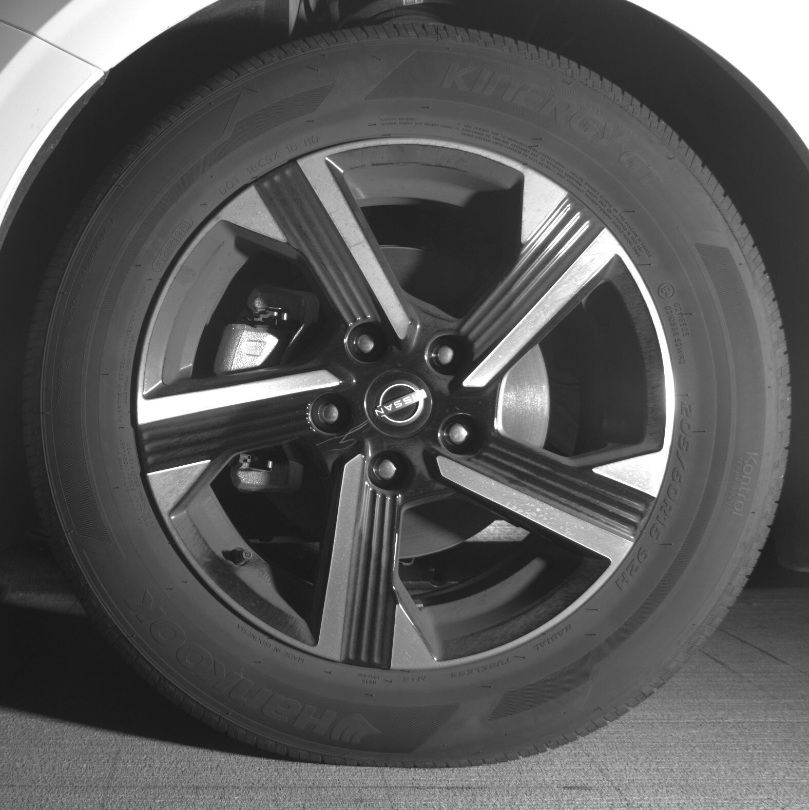 Thumbnail: 2025 Nissan Sentra - 9