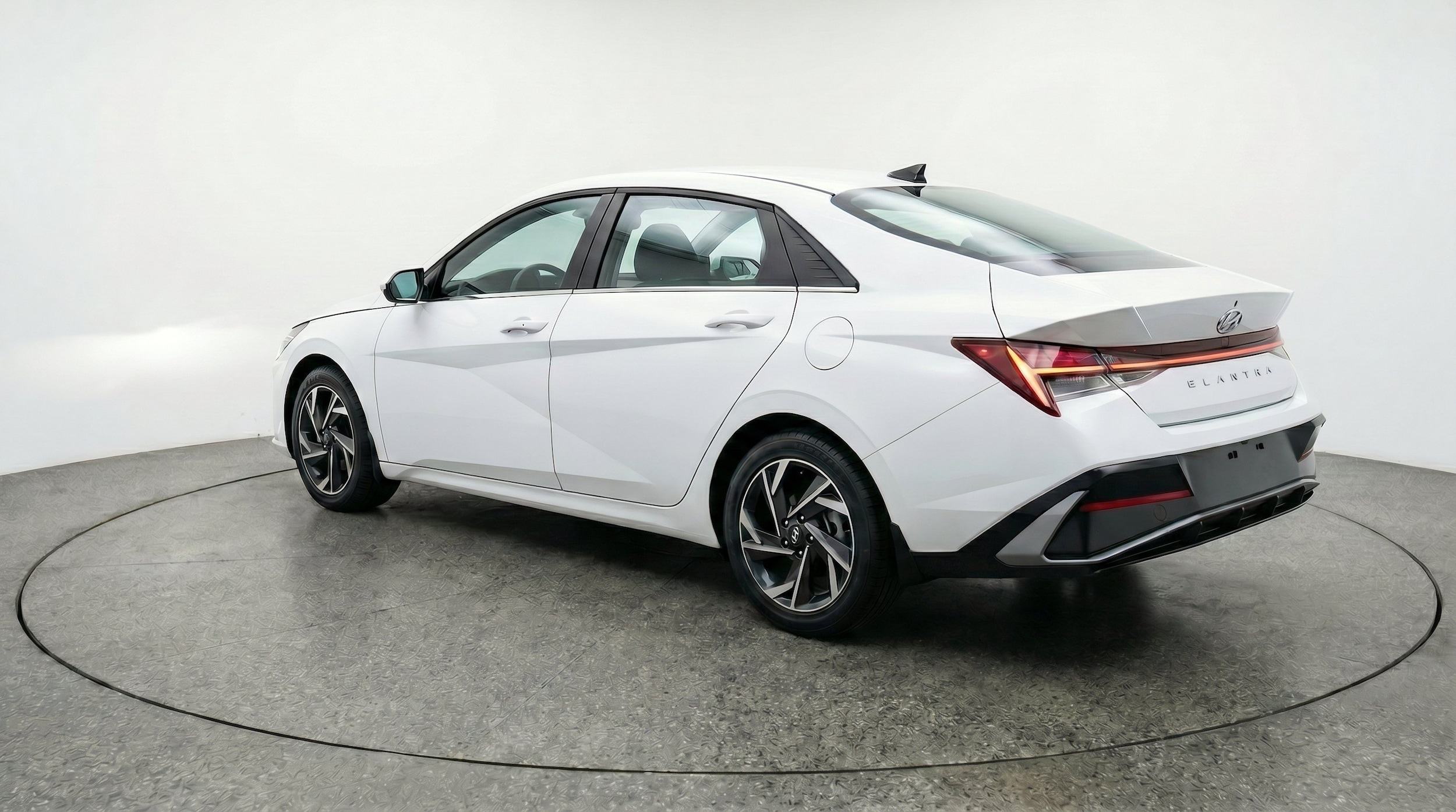 Thumbnail: 2025 Hyundai Elantra - 6