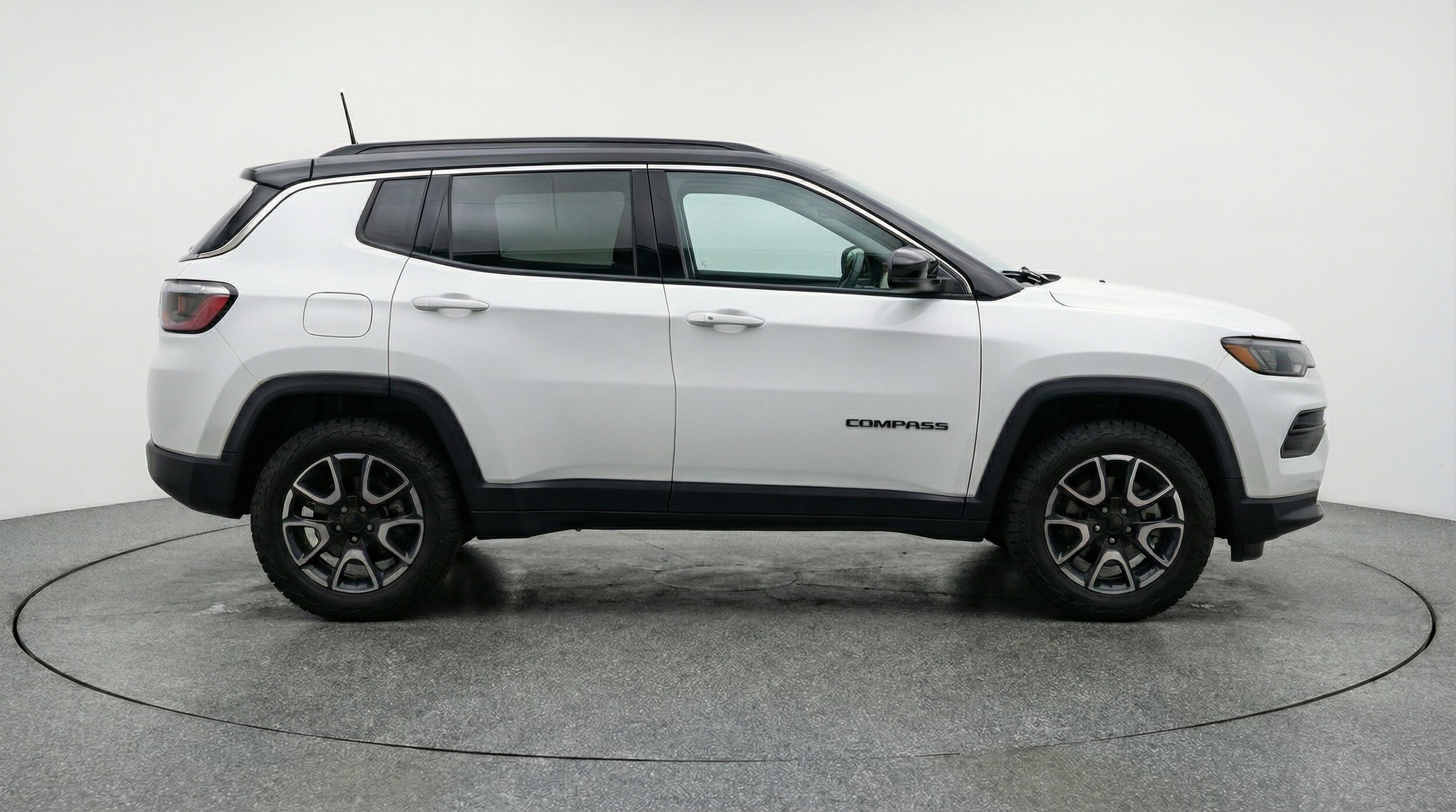 Thumbnail: 2025 Jeep Compass - 8
