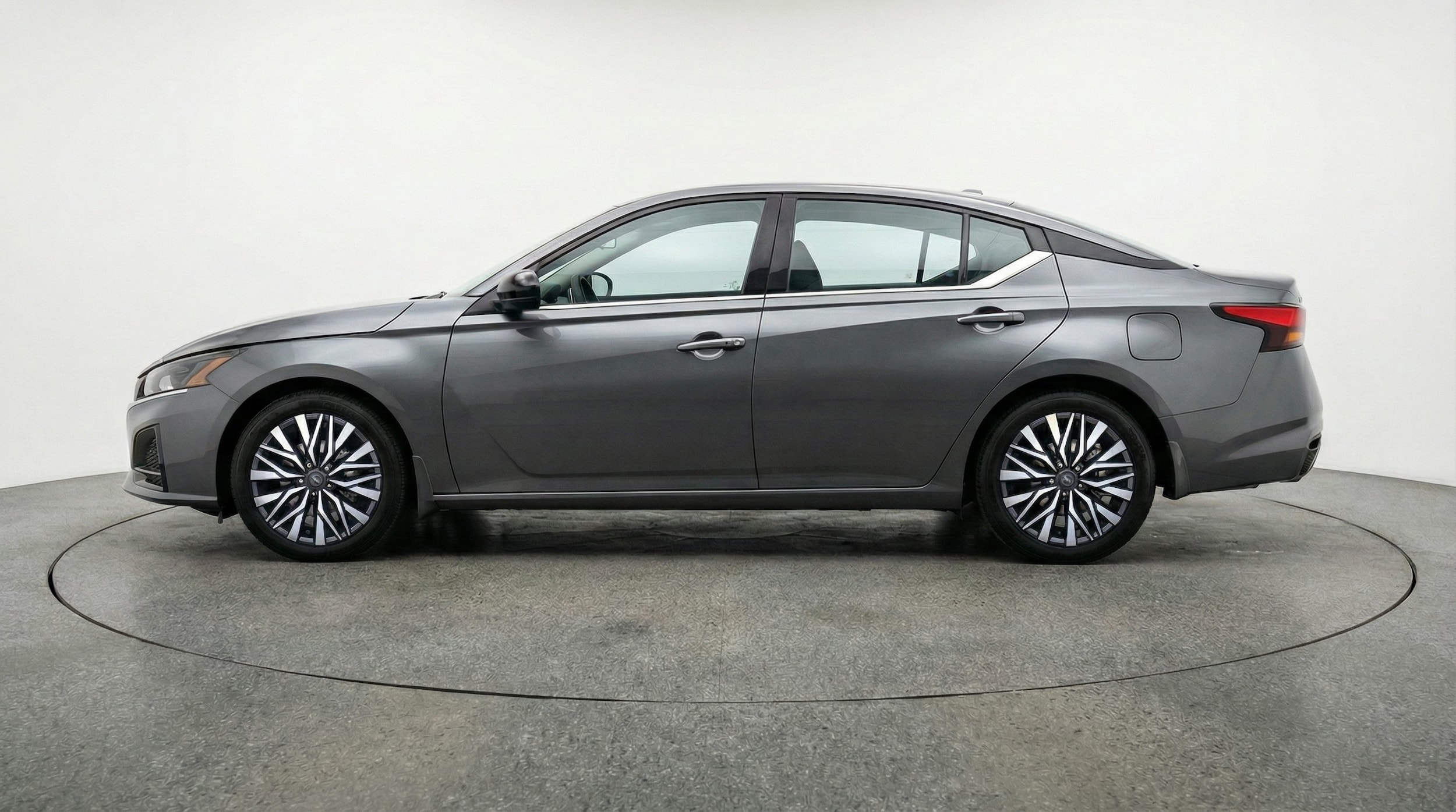 Thumbnail: 2025 Nissan Altima - 4