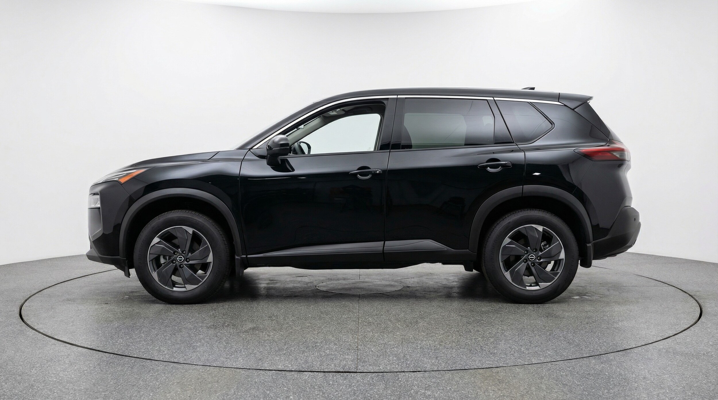 Thumbnail: 2025 Nissan Rogue - 4