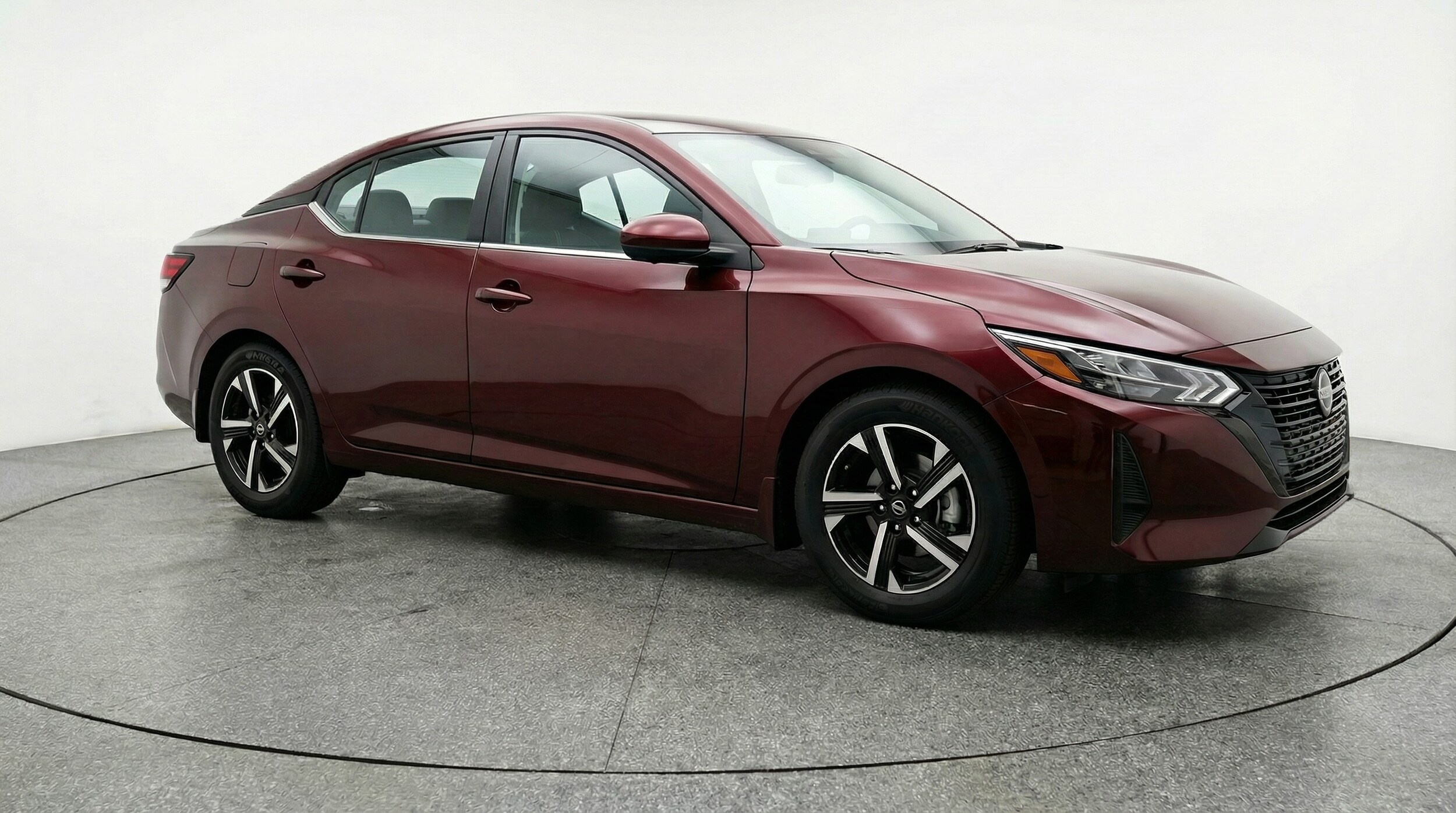 Thumbnail: 2025 Nissan Sentra - 1