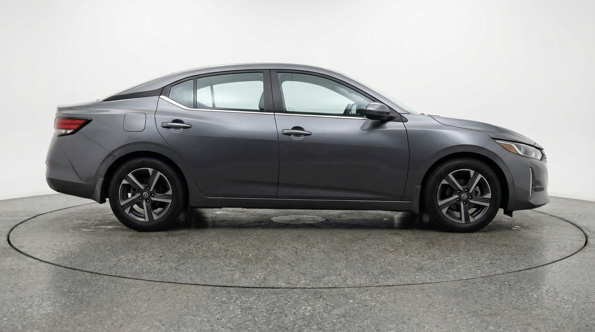 Thumbnail: 2025 Nissan Sentra - 11