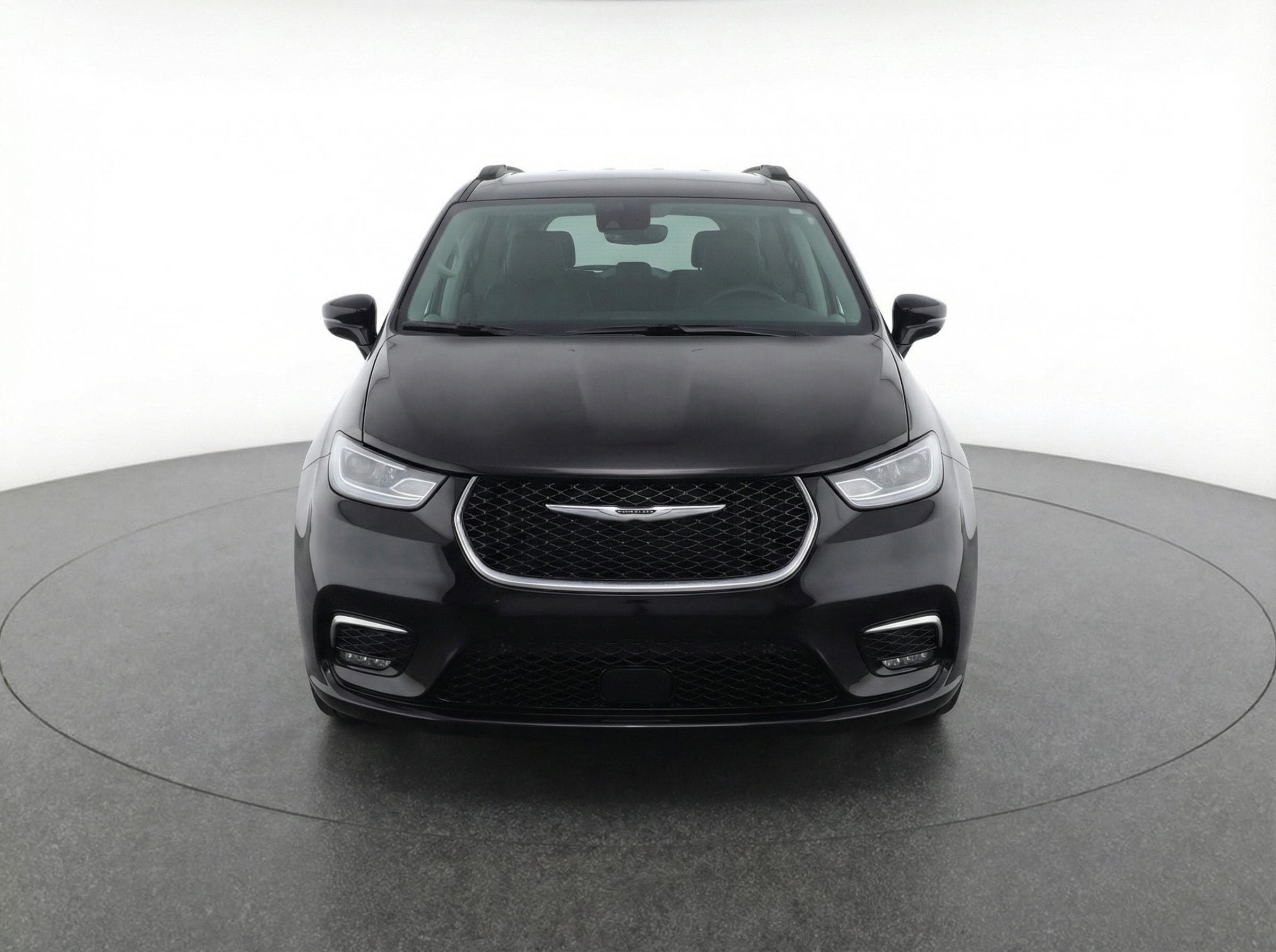Thumbnail: 2023 Chrysler Pacifica - 2