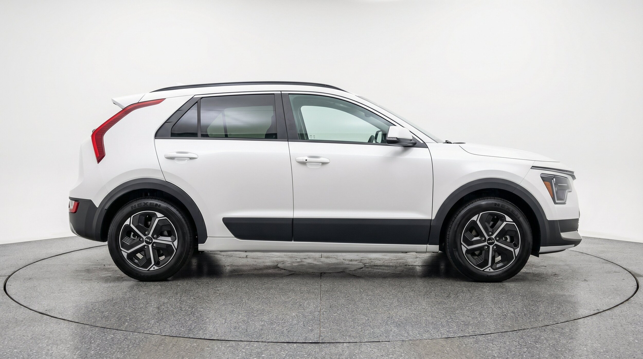 Thumbnail: 2026 Kia Niro - 11