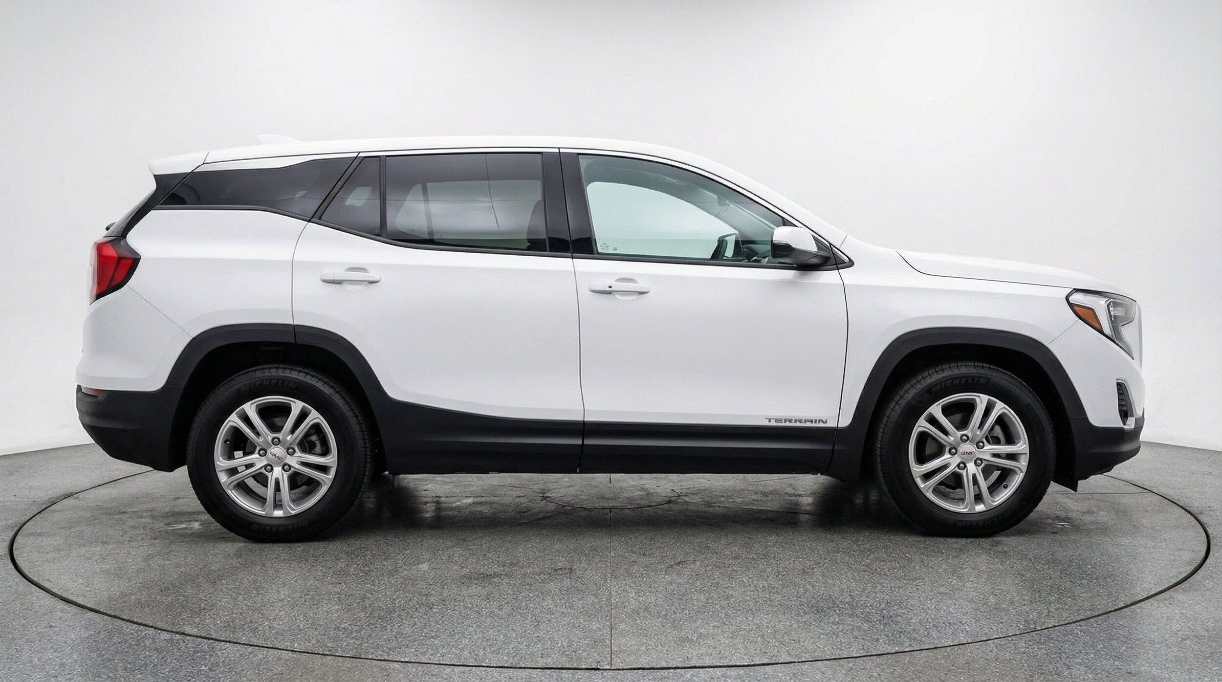 Thumbnail: 2024 GMC Terrain - 11