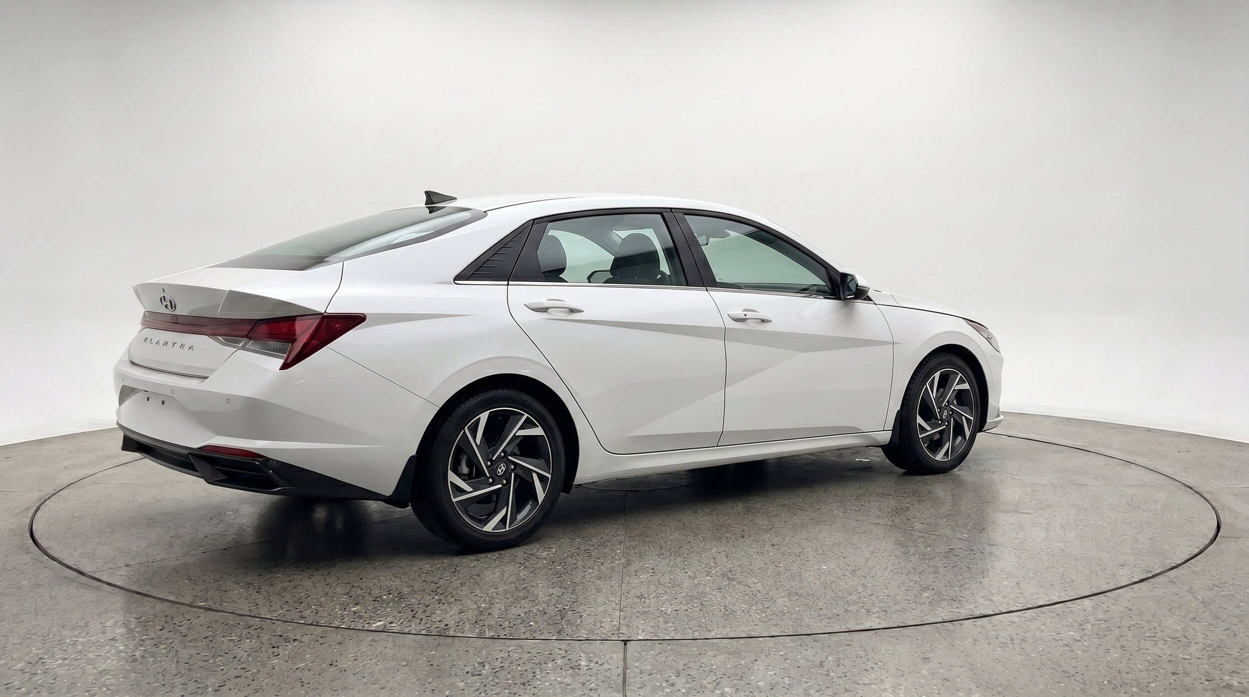 Thumbnail: 2025 Hyundai Elantra - 9