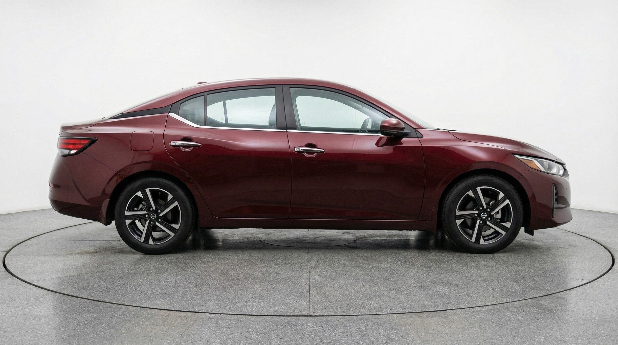 Thumbnail: 2025 Nissan Sentra - 8