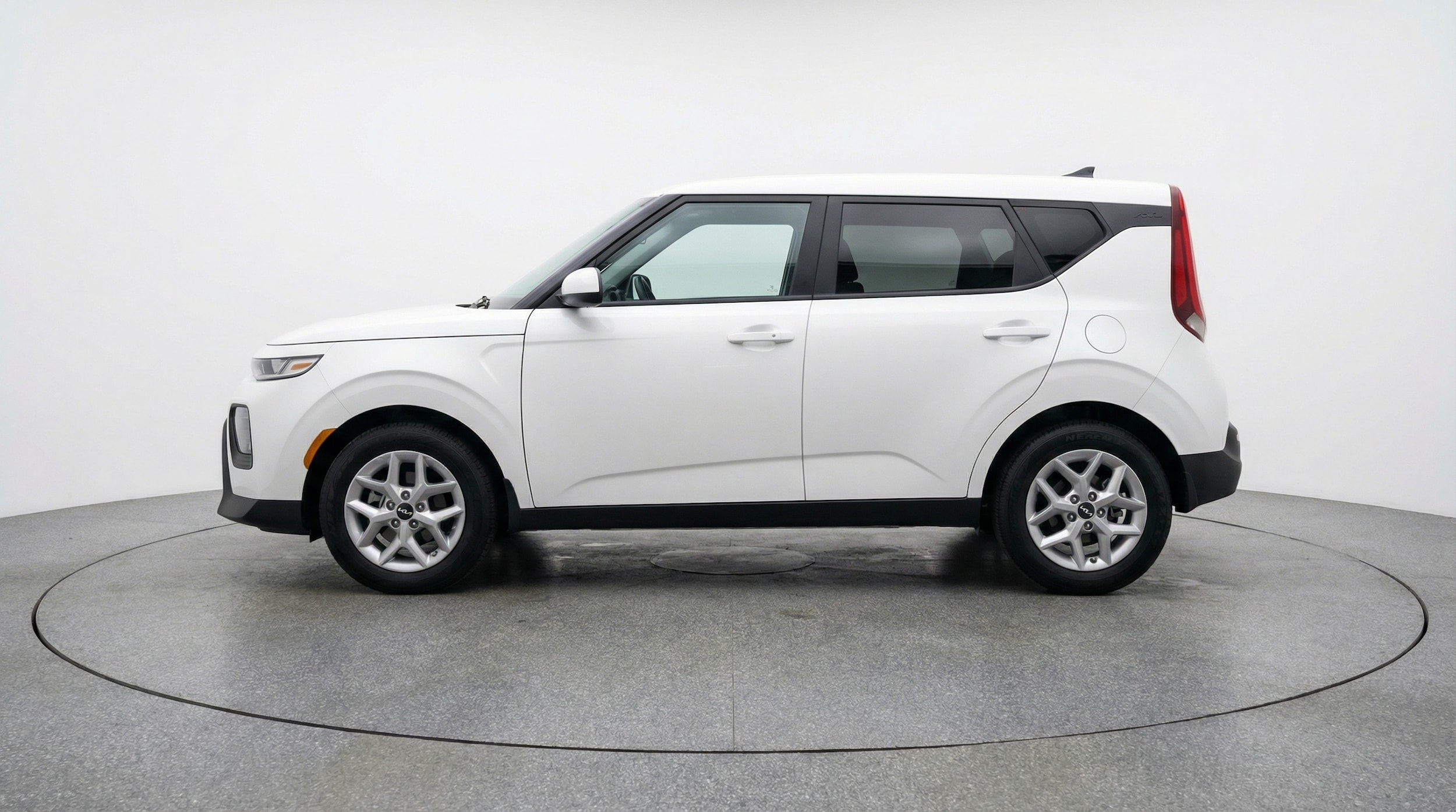 Thumbnail: 2025 Kia Soul - 4