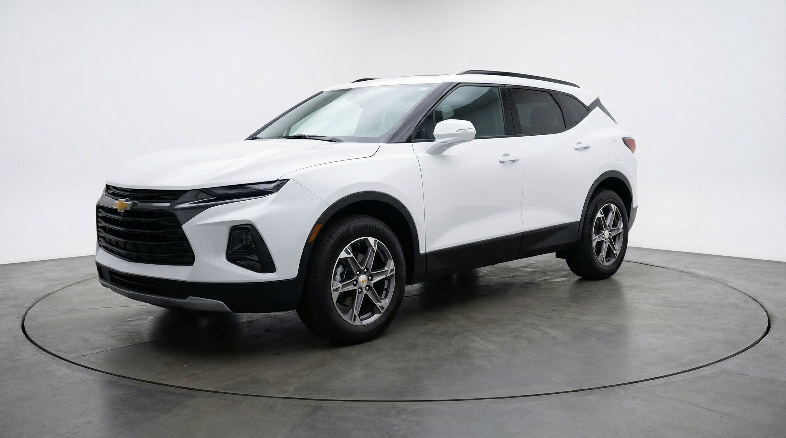 Thumbnail: 2025 Chevrolet Blazer - 3