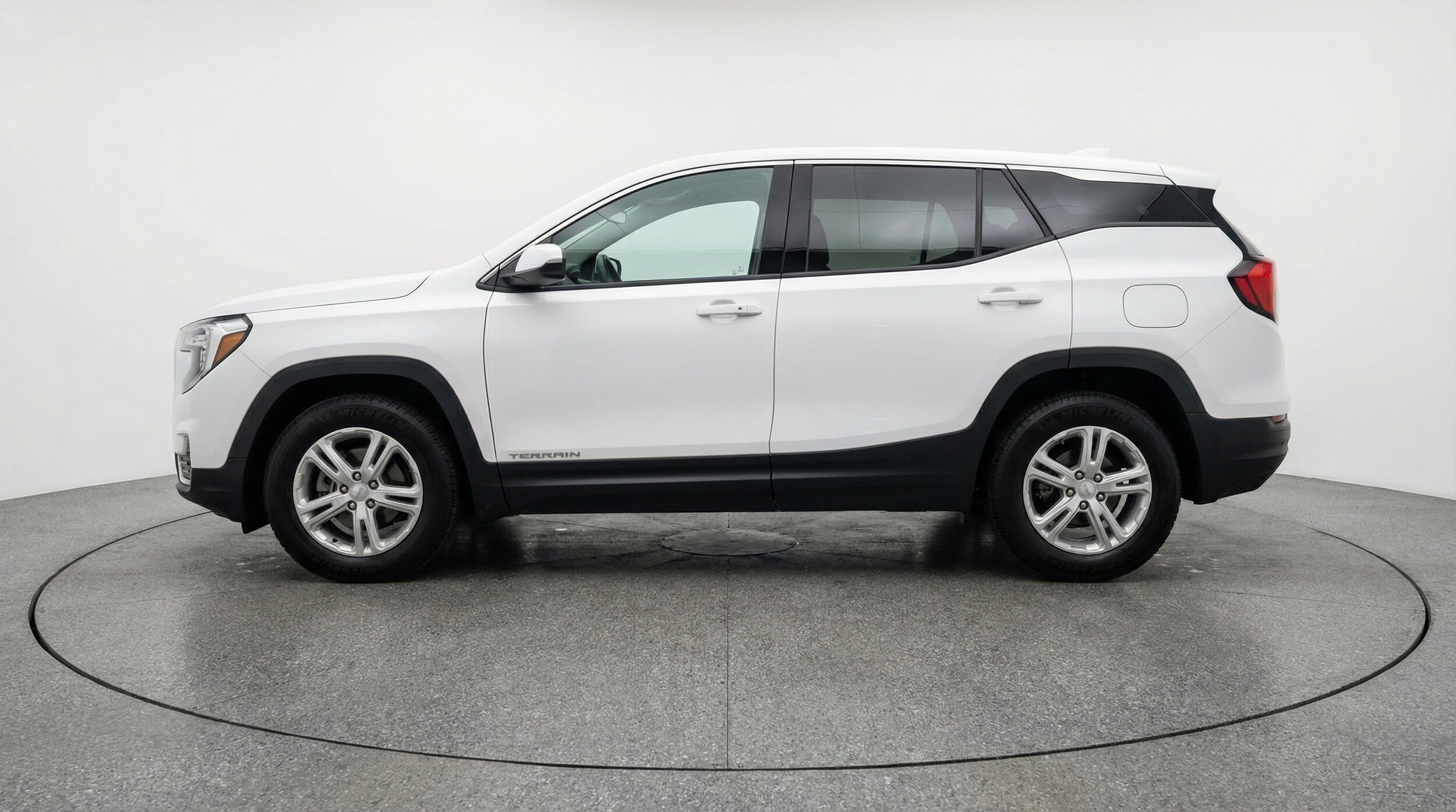 Thumbnail: 2024 GMC Terrain - 5