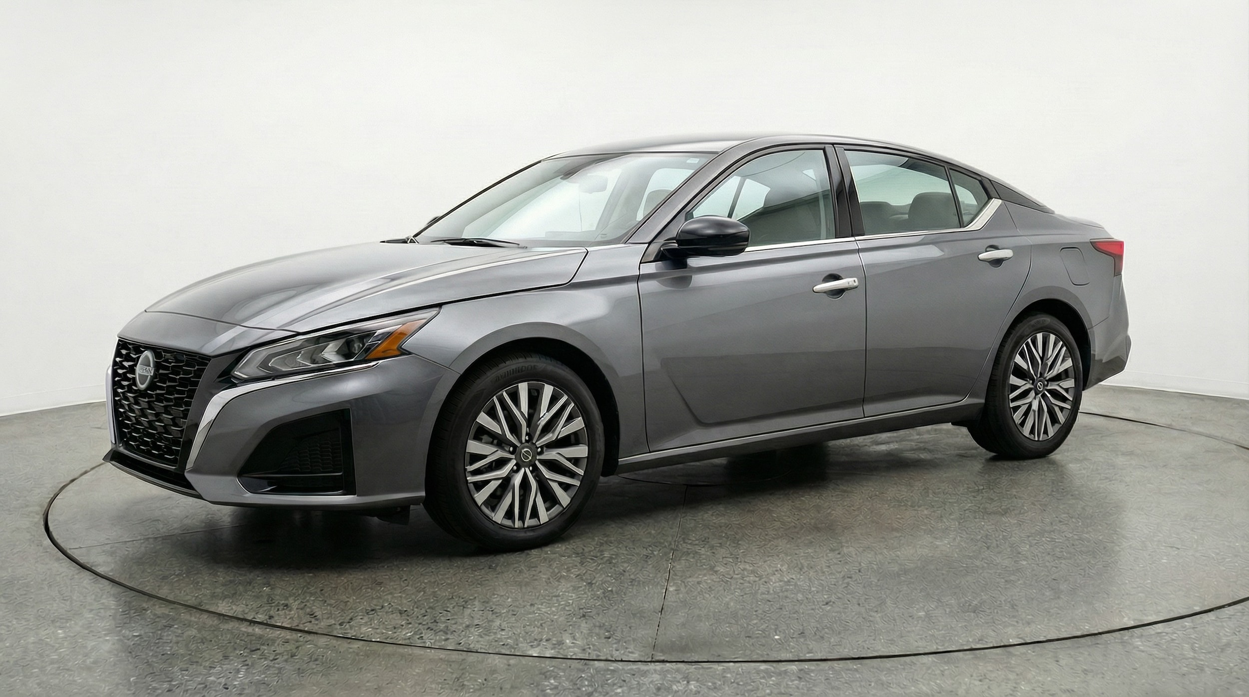 Thumbnail: 2025 Nissan Altima - 3