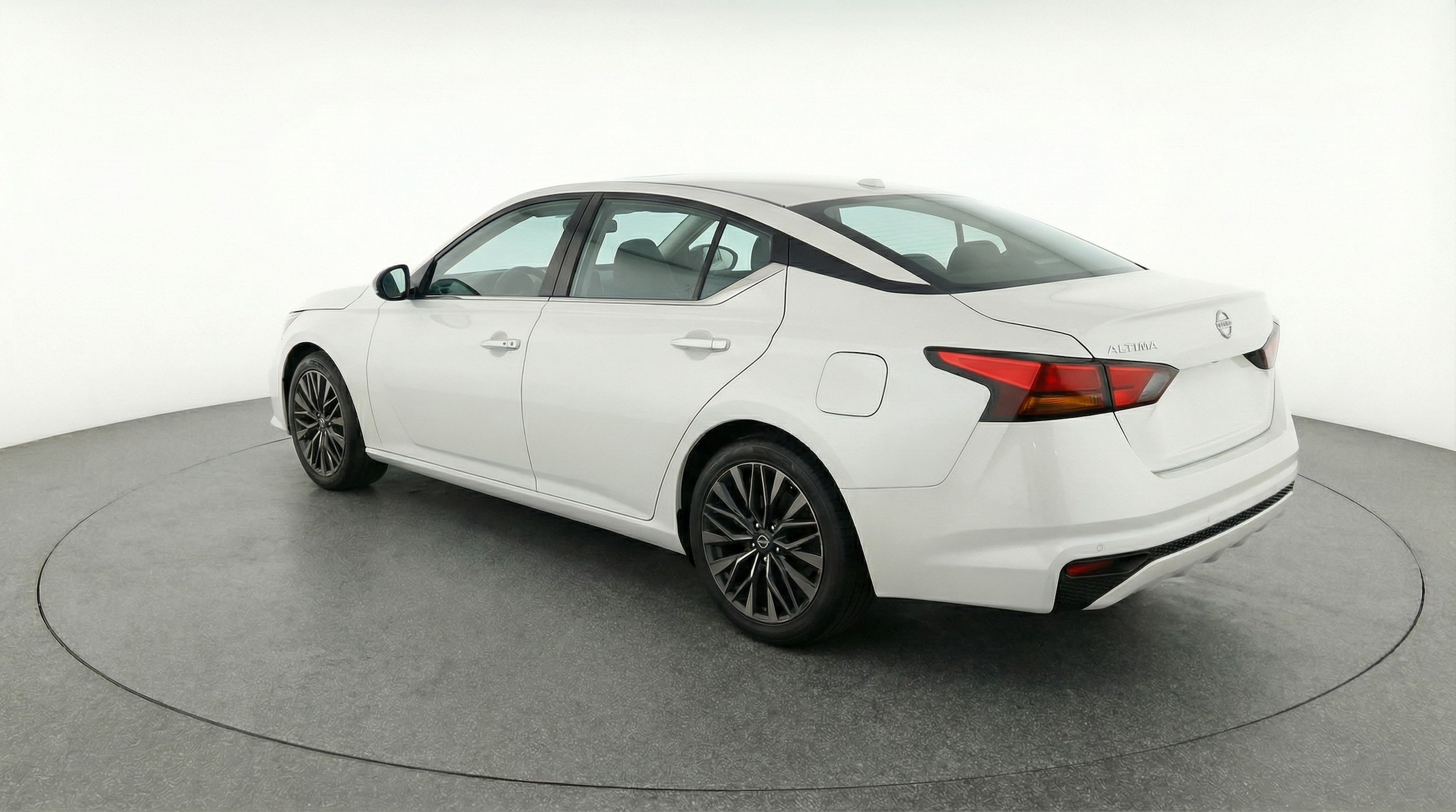 Thumbnail: 2025 Nissan Altima - 5