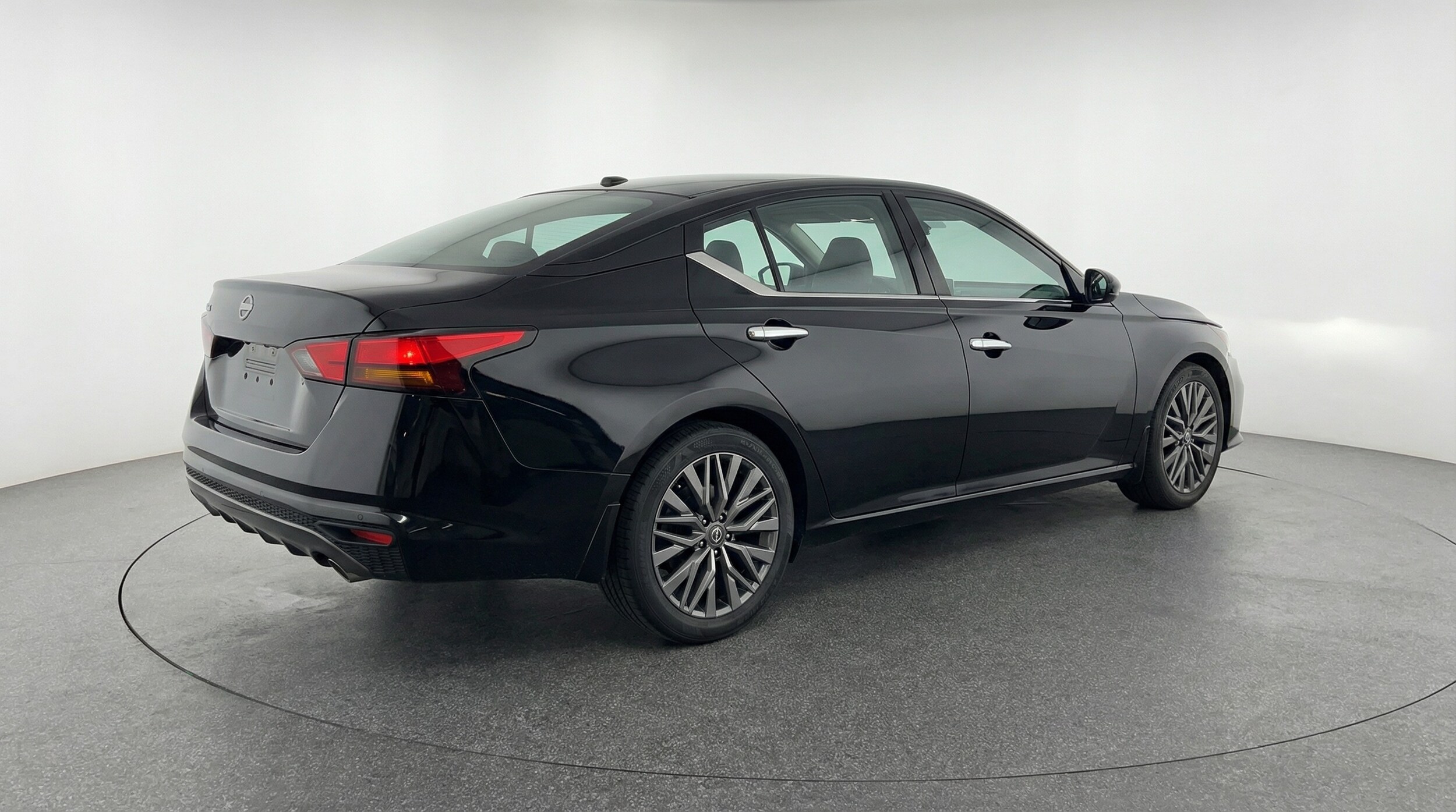 Thumbnail: 2025 Nissan Altima - 7