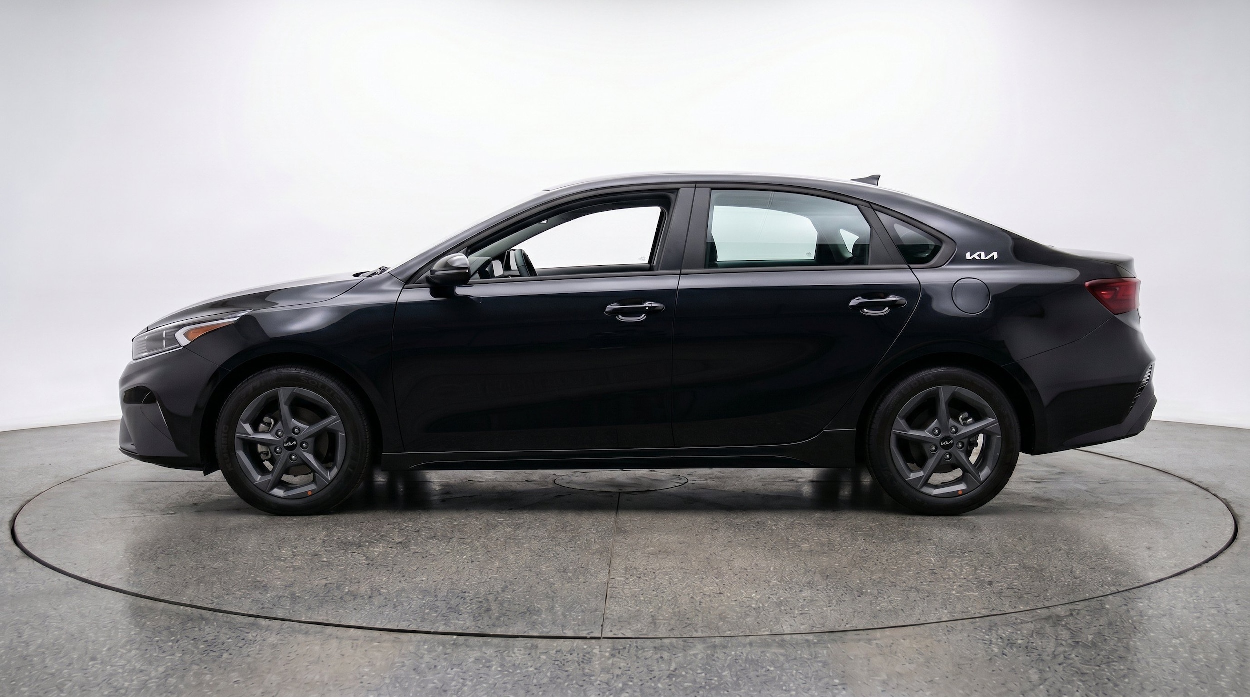 Thumbnail: 2026 Kia K4 - 5