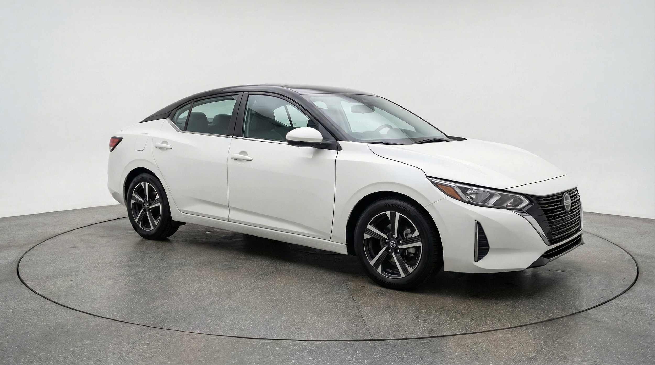 Thumbnail: 2025 Nissan Sentra - 1