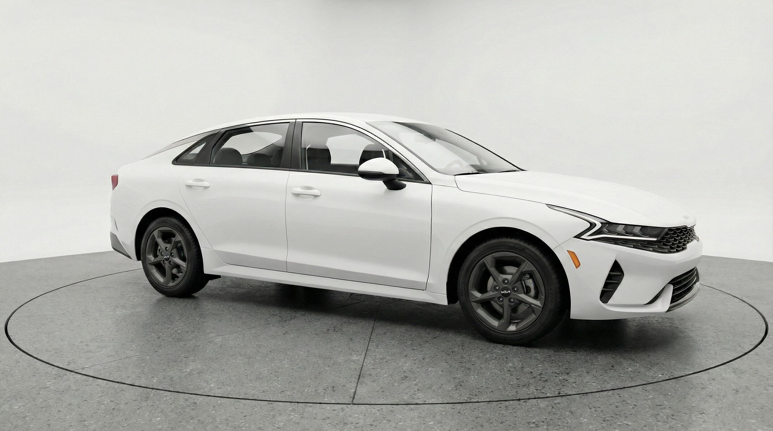 Thumbnail: 2025 Kia K4 - 1