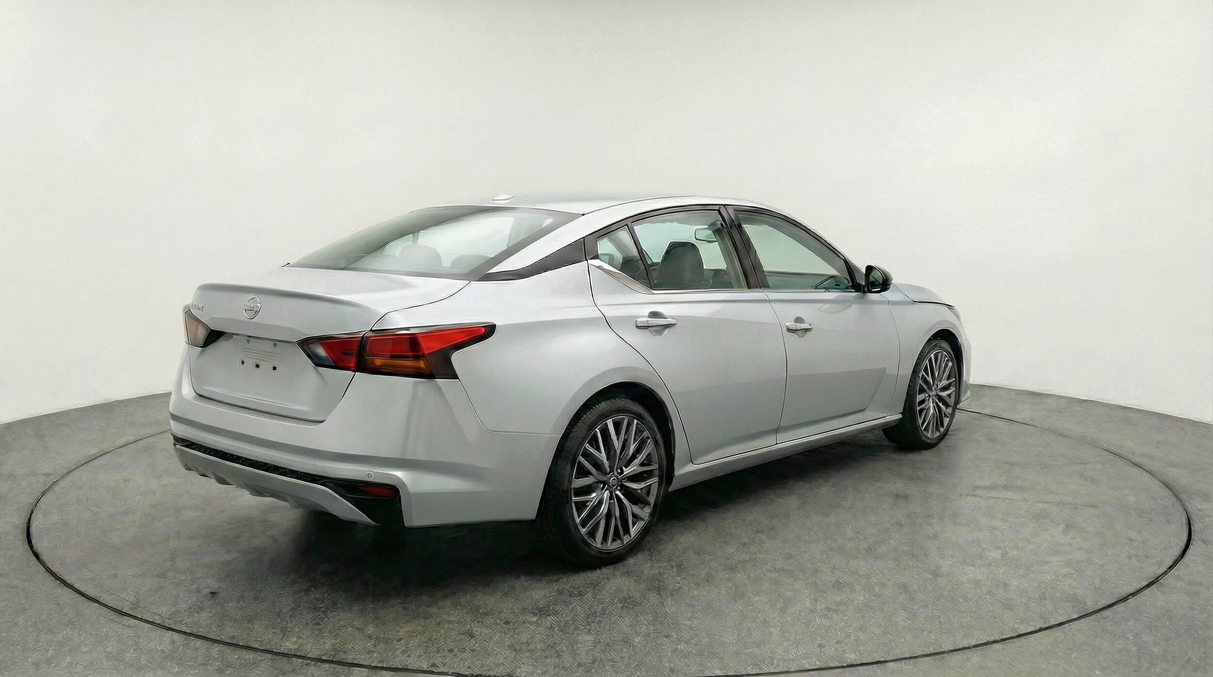 Thumbnail: 2025 Nissan Altima - 7