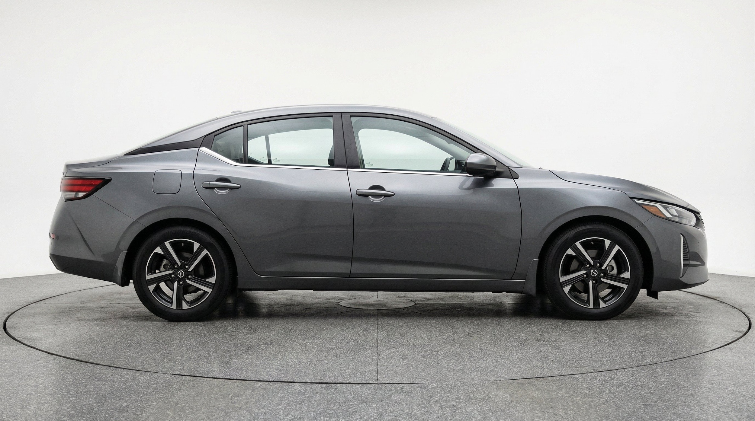 Thumbnail: 2025 Nissan Sentra - 11