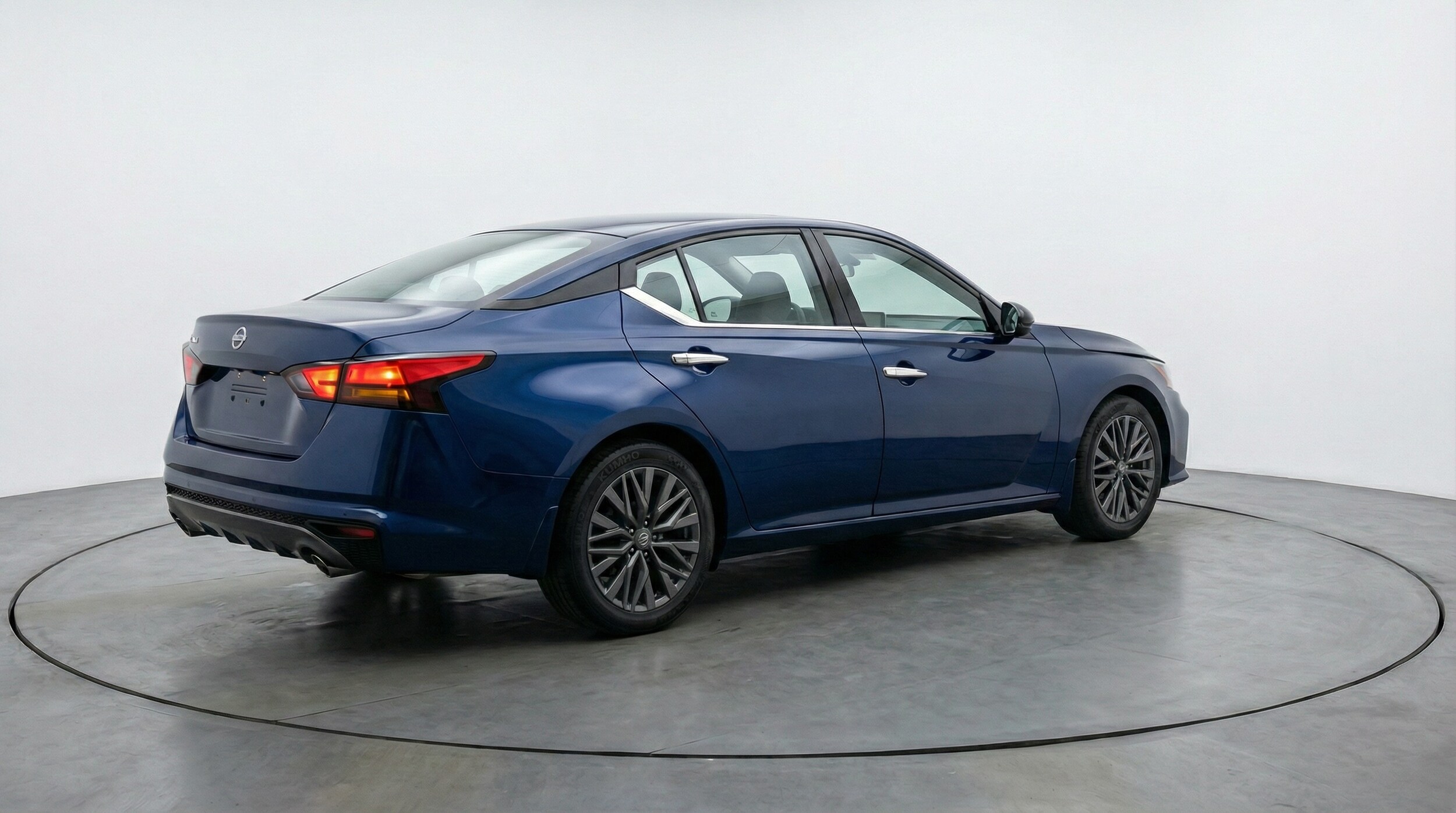 Thumbnail: 2025 Nissan Altima - 7