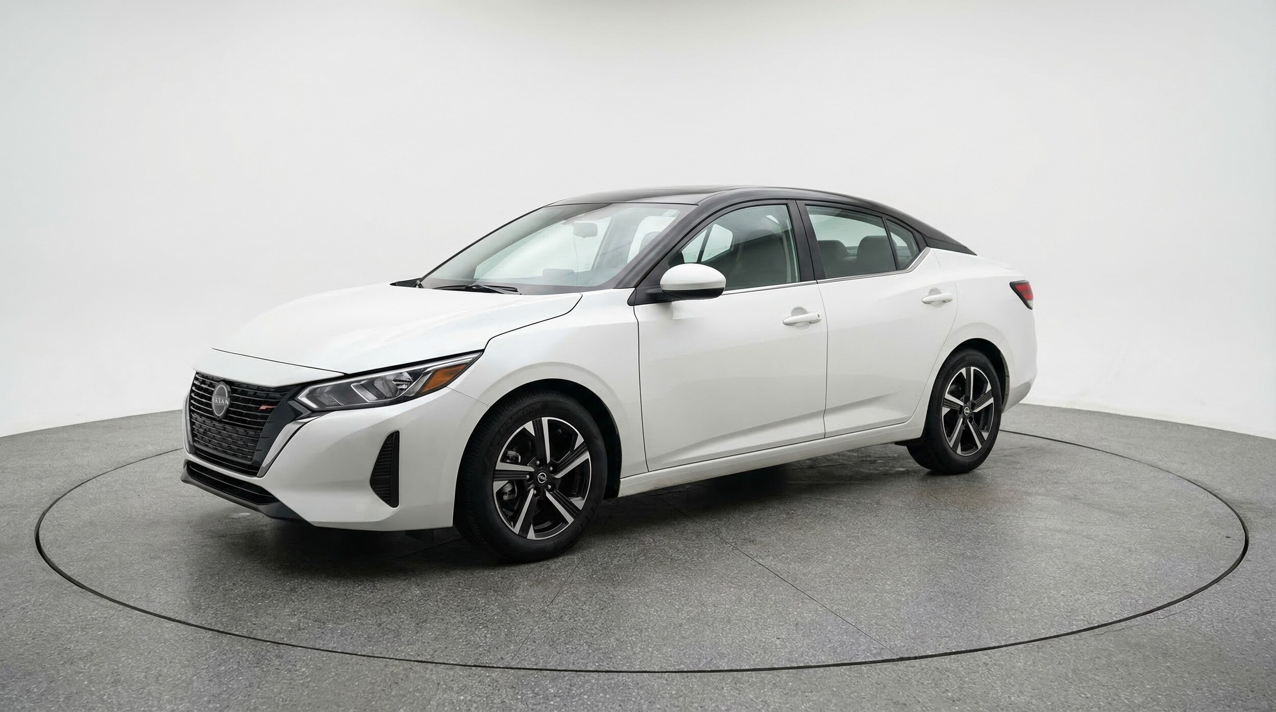 Thumbnail: 2025 Nissan Sentra - 3