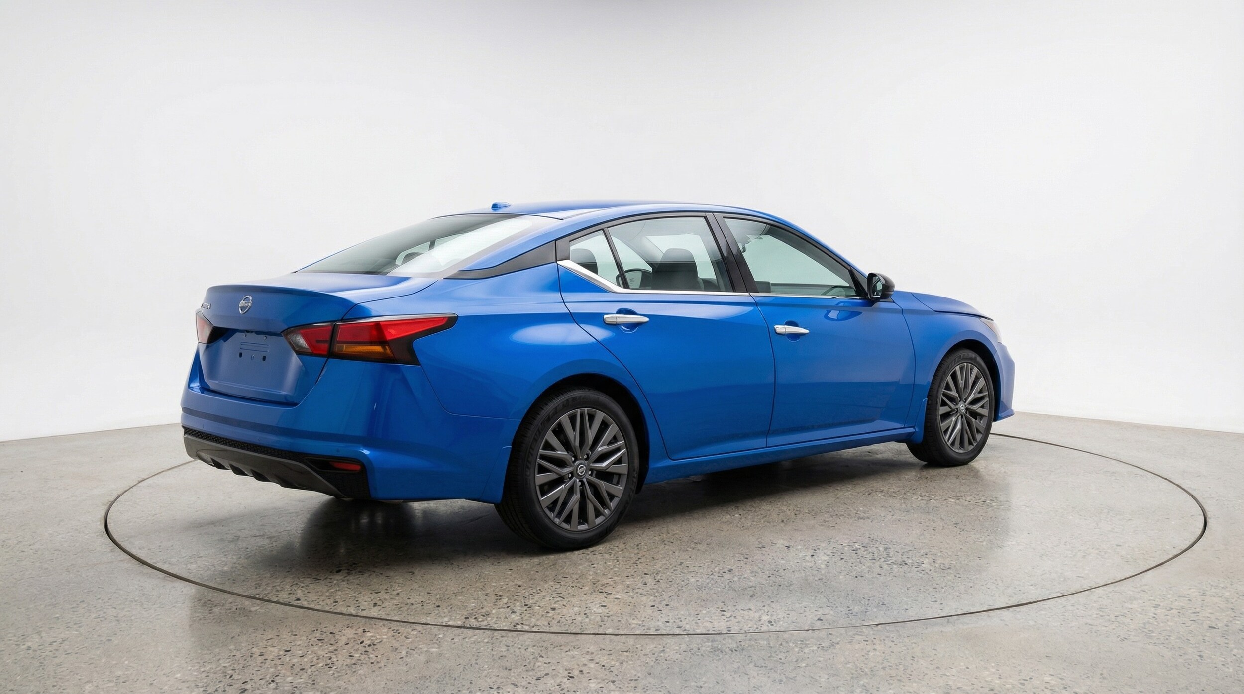 Thumbnail: 2025 Nissan Altima - 7