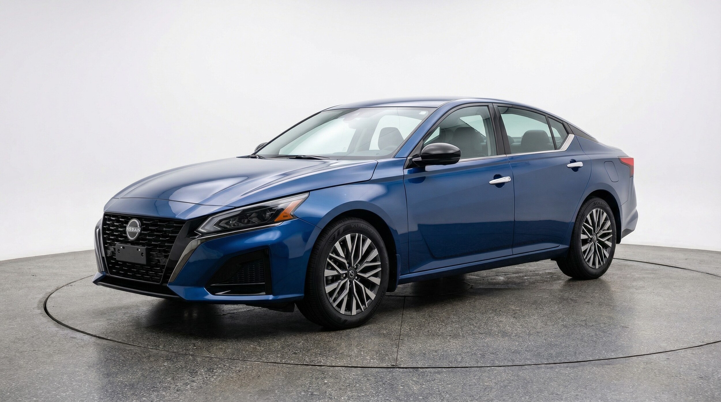 Thumbnail: 2025 Nissan Altima - 3