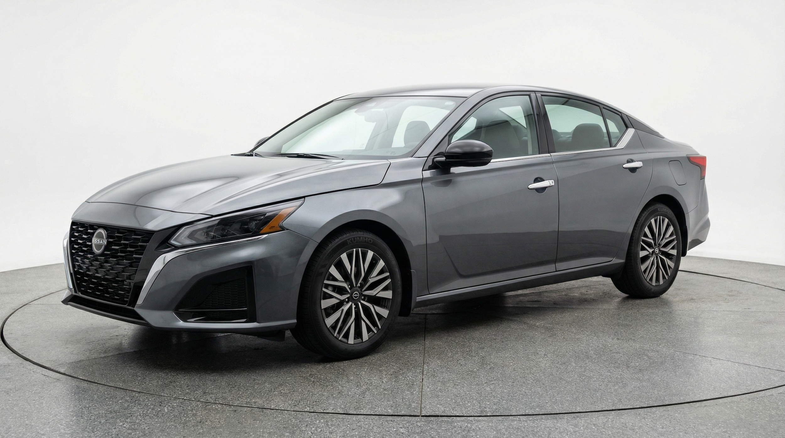 Thumbnail: 2025 Nissan Altima - 3