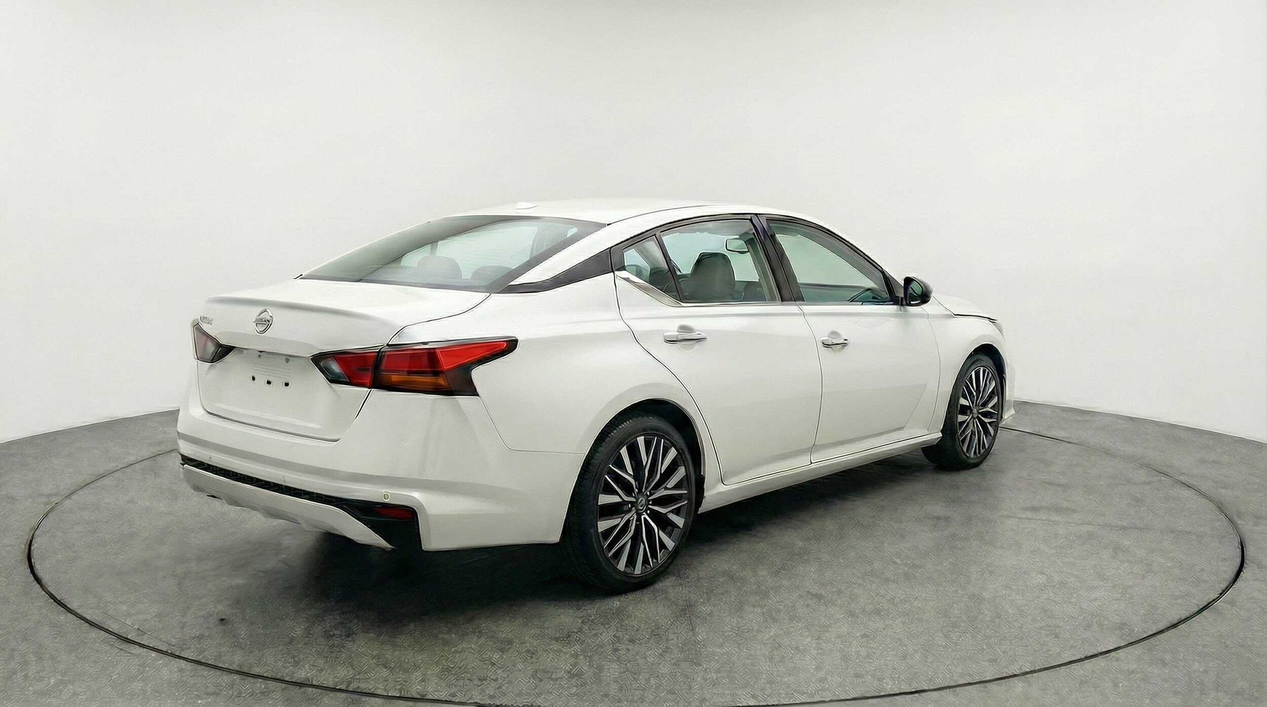 Thumbnail: 2025 Nissan Altima - 7